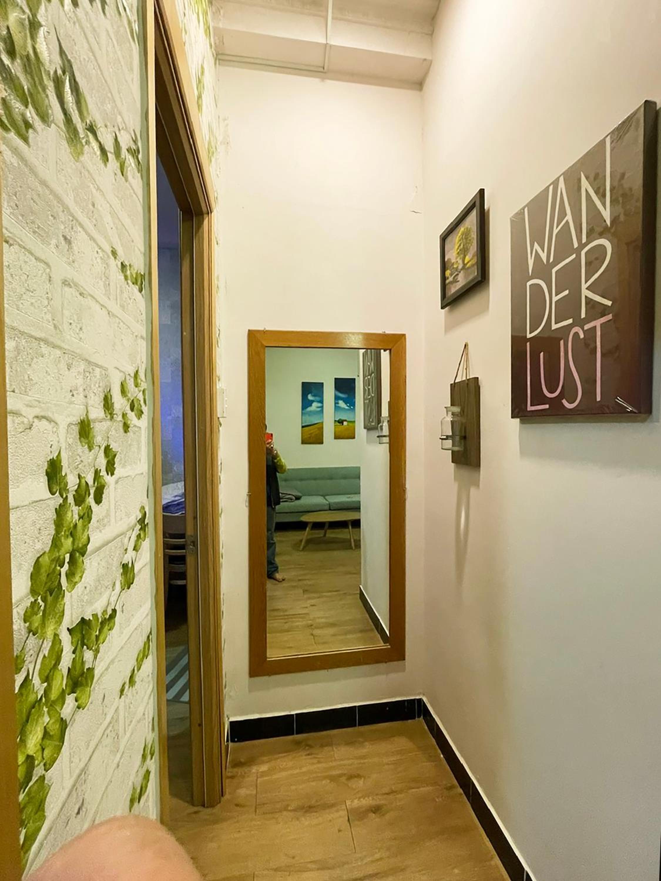 Ductaigallery's Entire Apt - Behind in Bui vien st