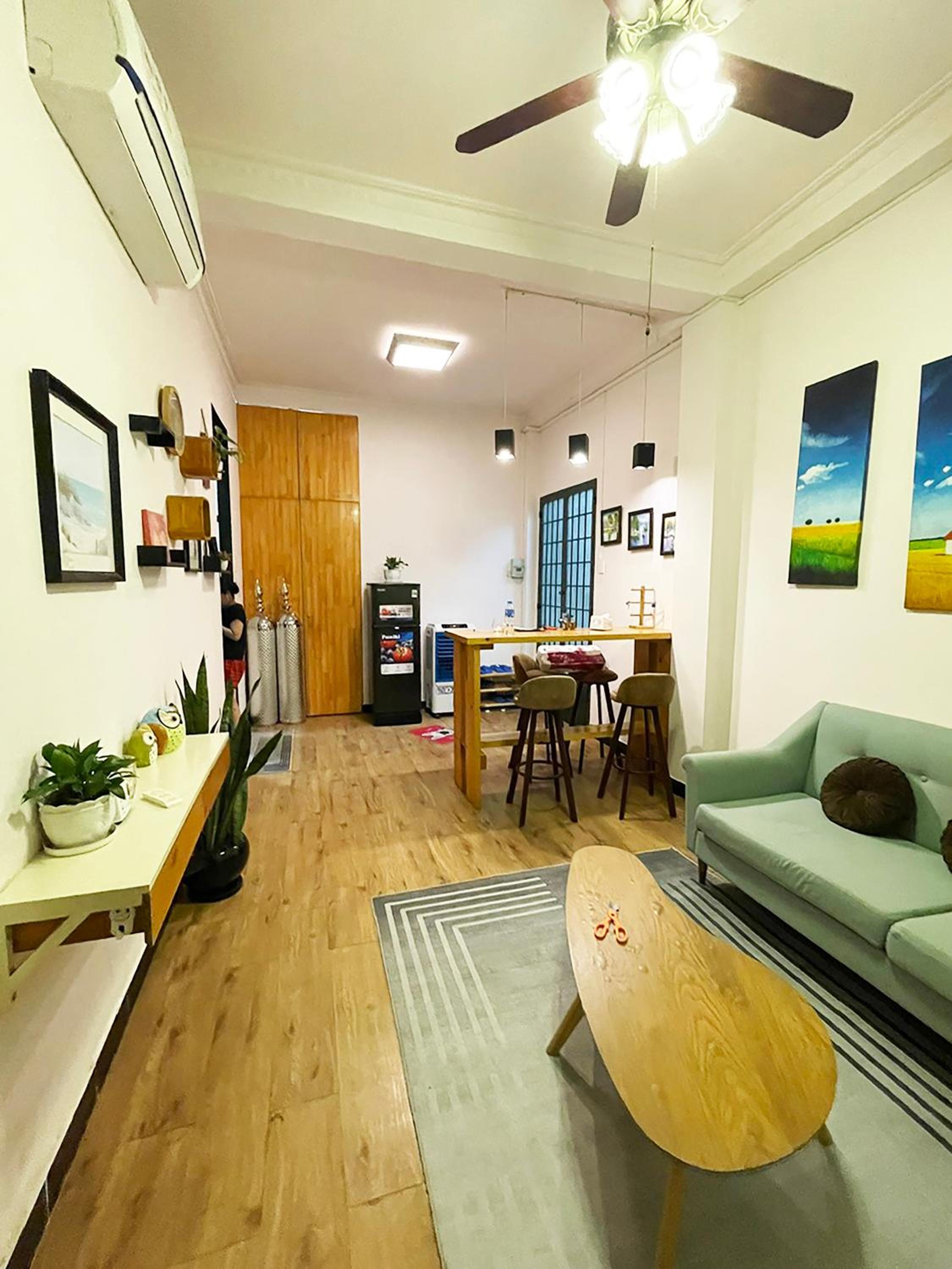 Ductaigallery's Entire Apt - Behind in Bui vien st