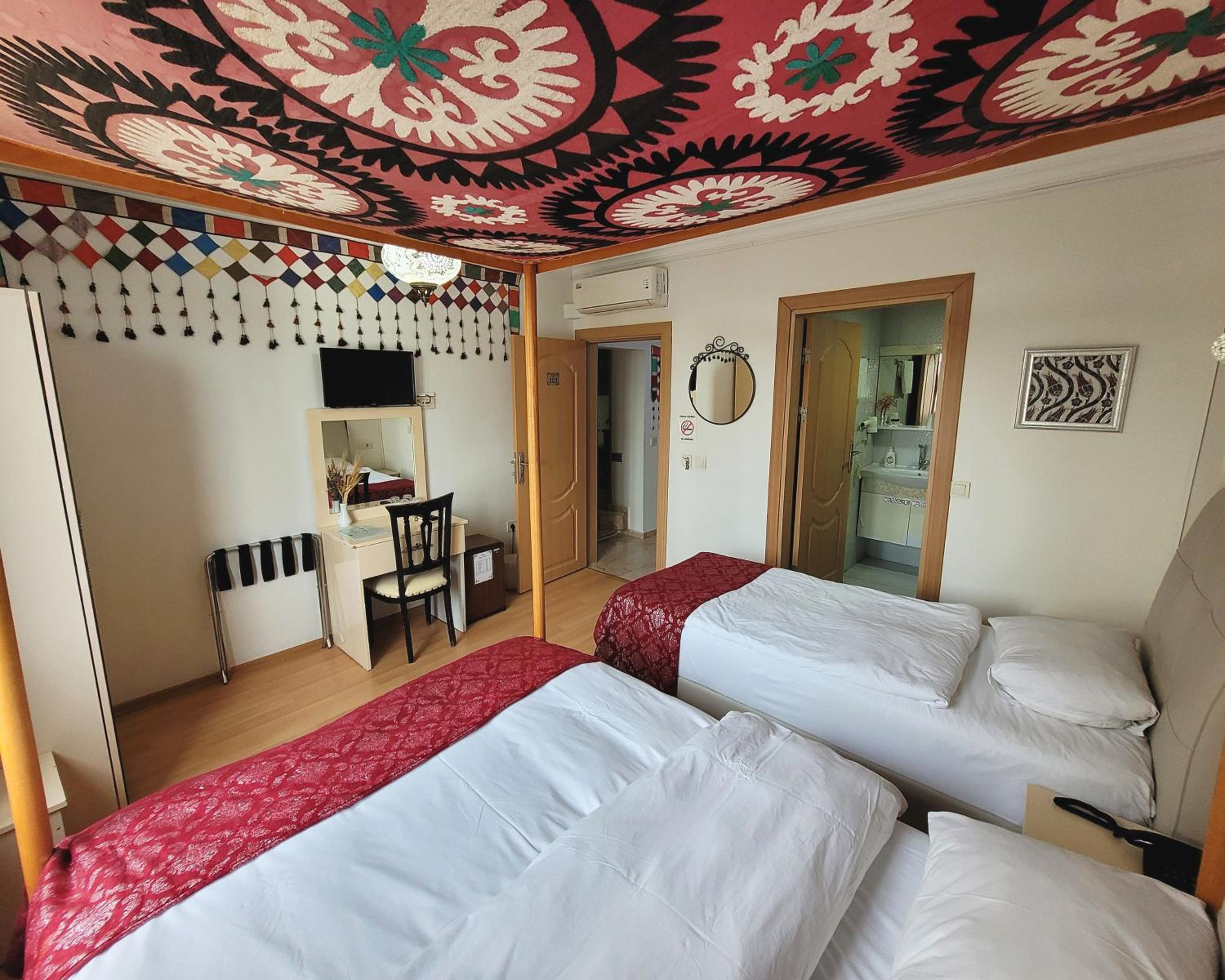 Marmara Guesthouse - Image 129
