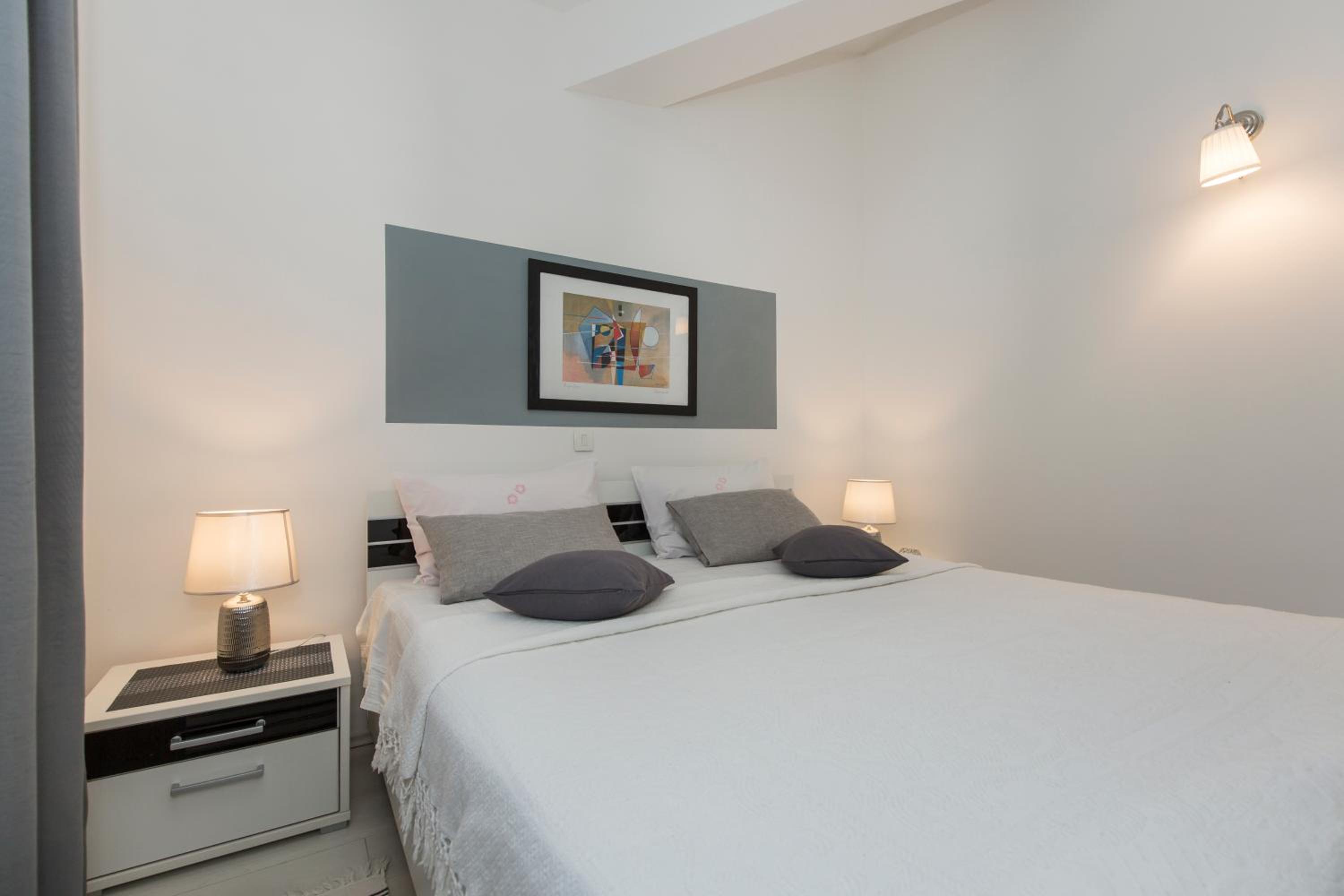 Adorable Holiday House Lilla-with pool-near Old Town Labin