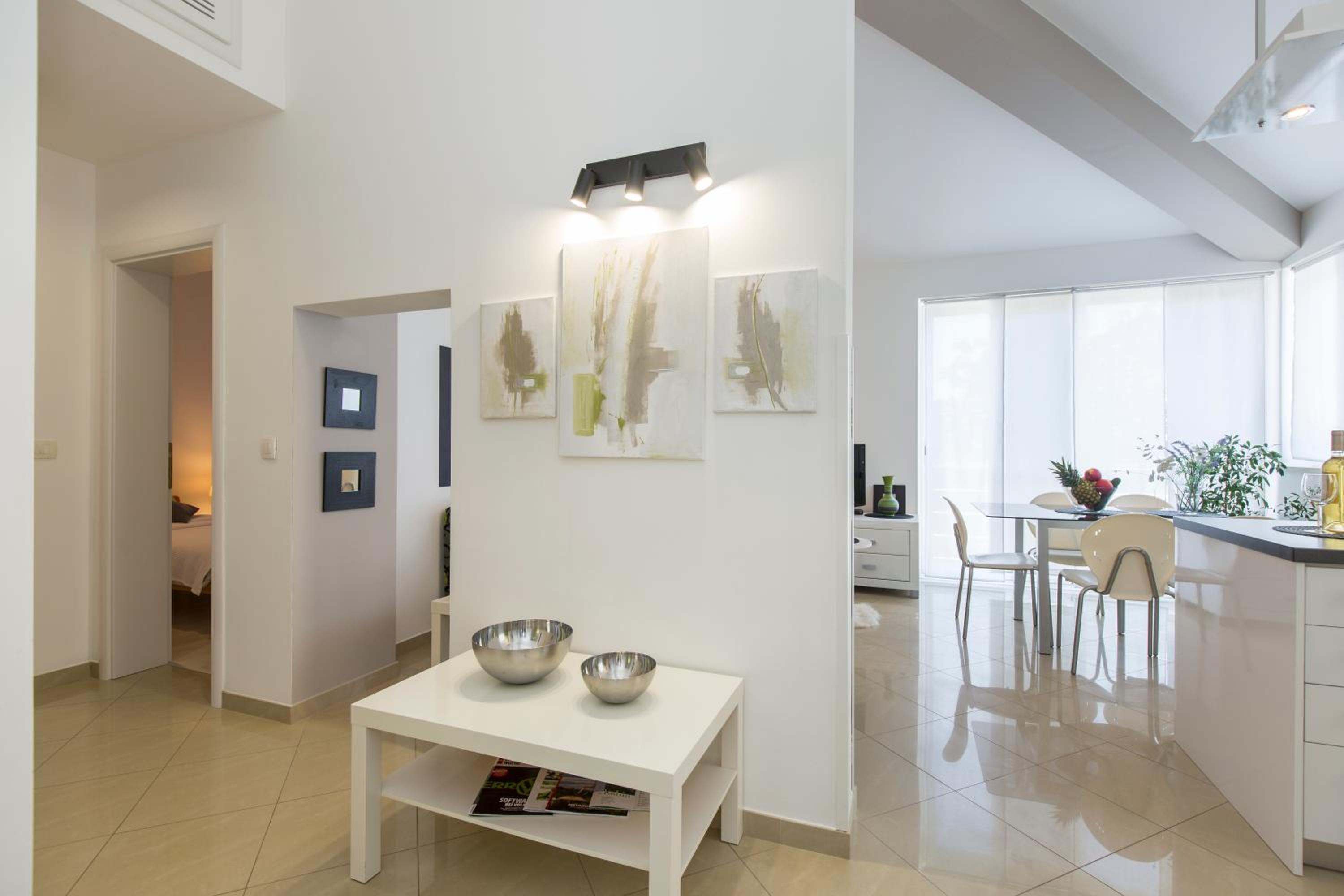 Adorable Holiday House Lilla-with pool-near Old Town Labin