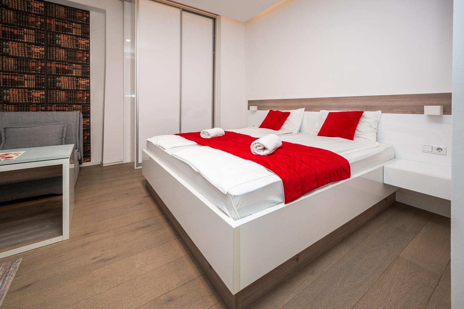 Modern and Design Apartments near Cathedral