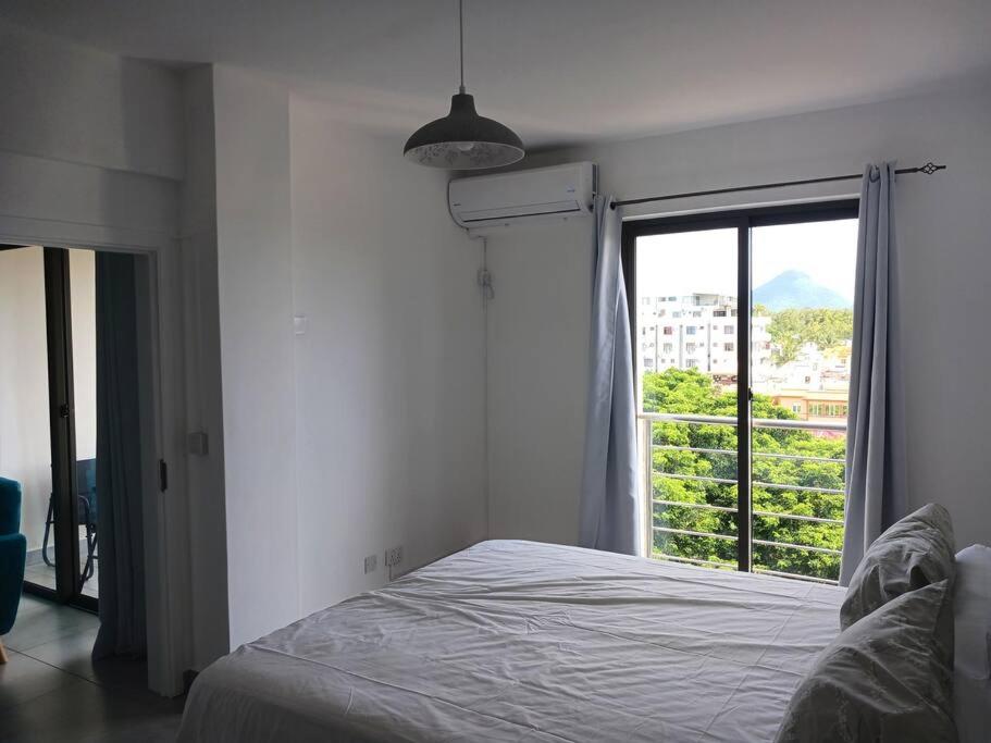 Grand appartement contemporain sur Flic en Flac proche de la plage photo 2