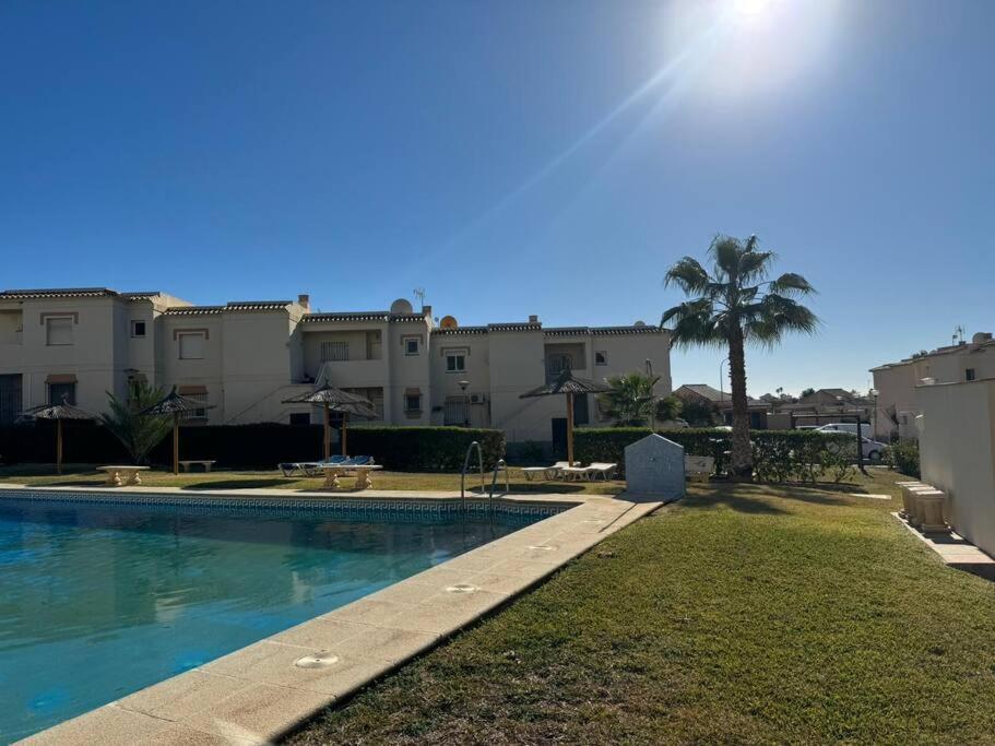 Nuevo Torrox Deluxe Beach & Piscina