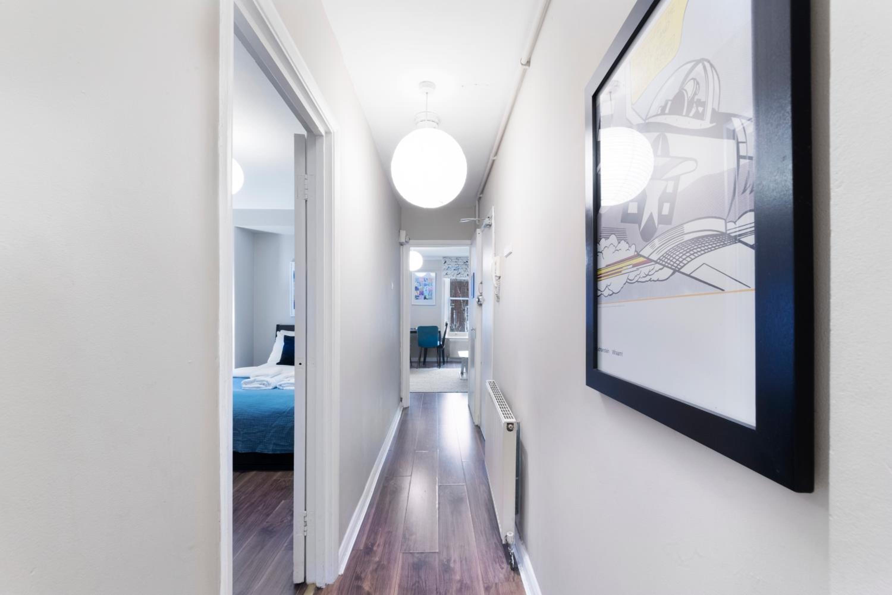 Flat 1 - 2 Bedrooms and Private Terrace