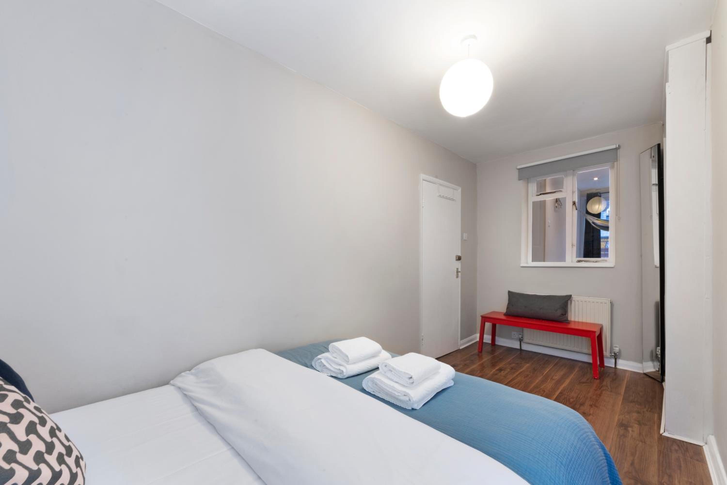 Flat 1 - 2 Bedrooms and Private Terrace
