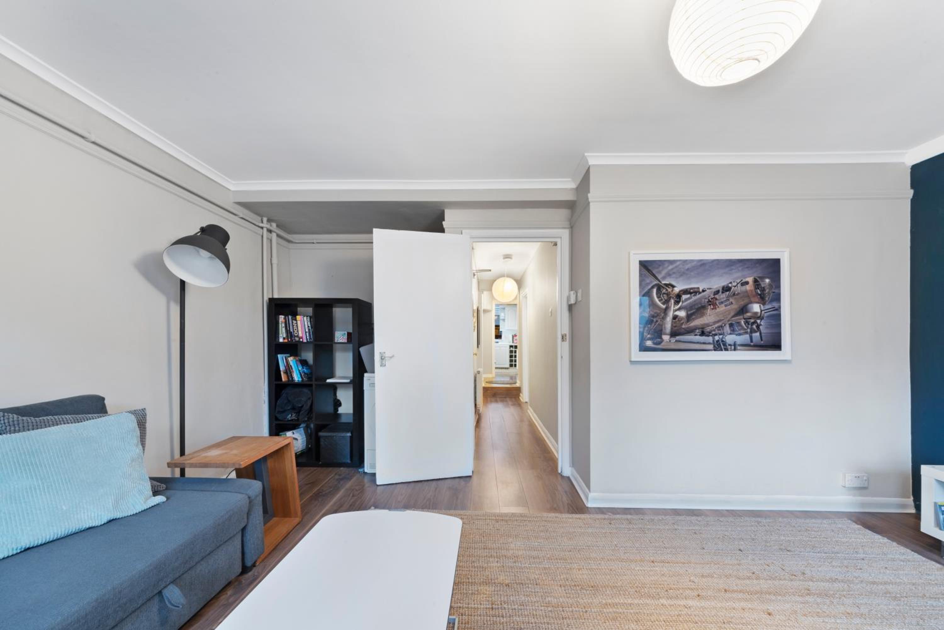 Flat 1 - 2 Bedrooms and Private Terrace