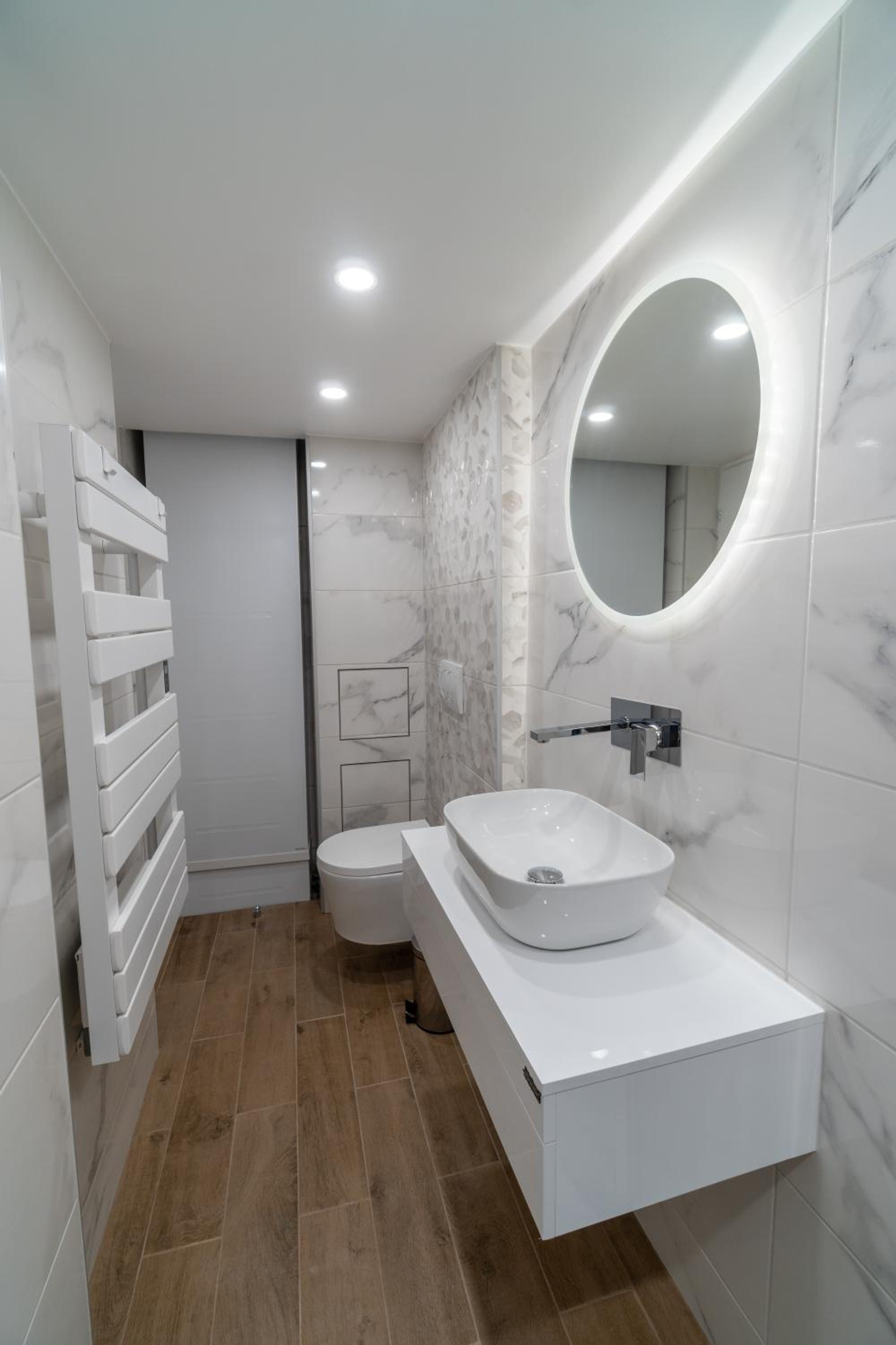 Déja Blue Old City Center studio by BulgarianHomes