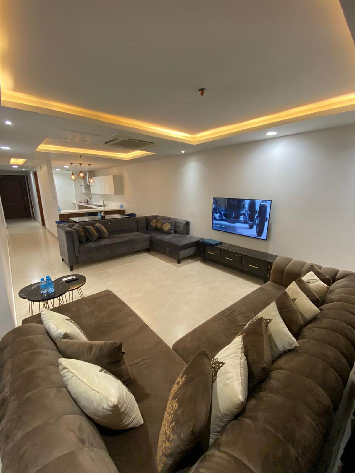 Gold Crest Air Reside Apartments view 2