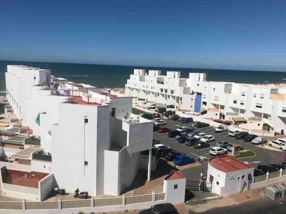 Beachfront 3 Bedroom Family Apartment