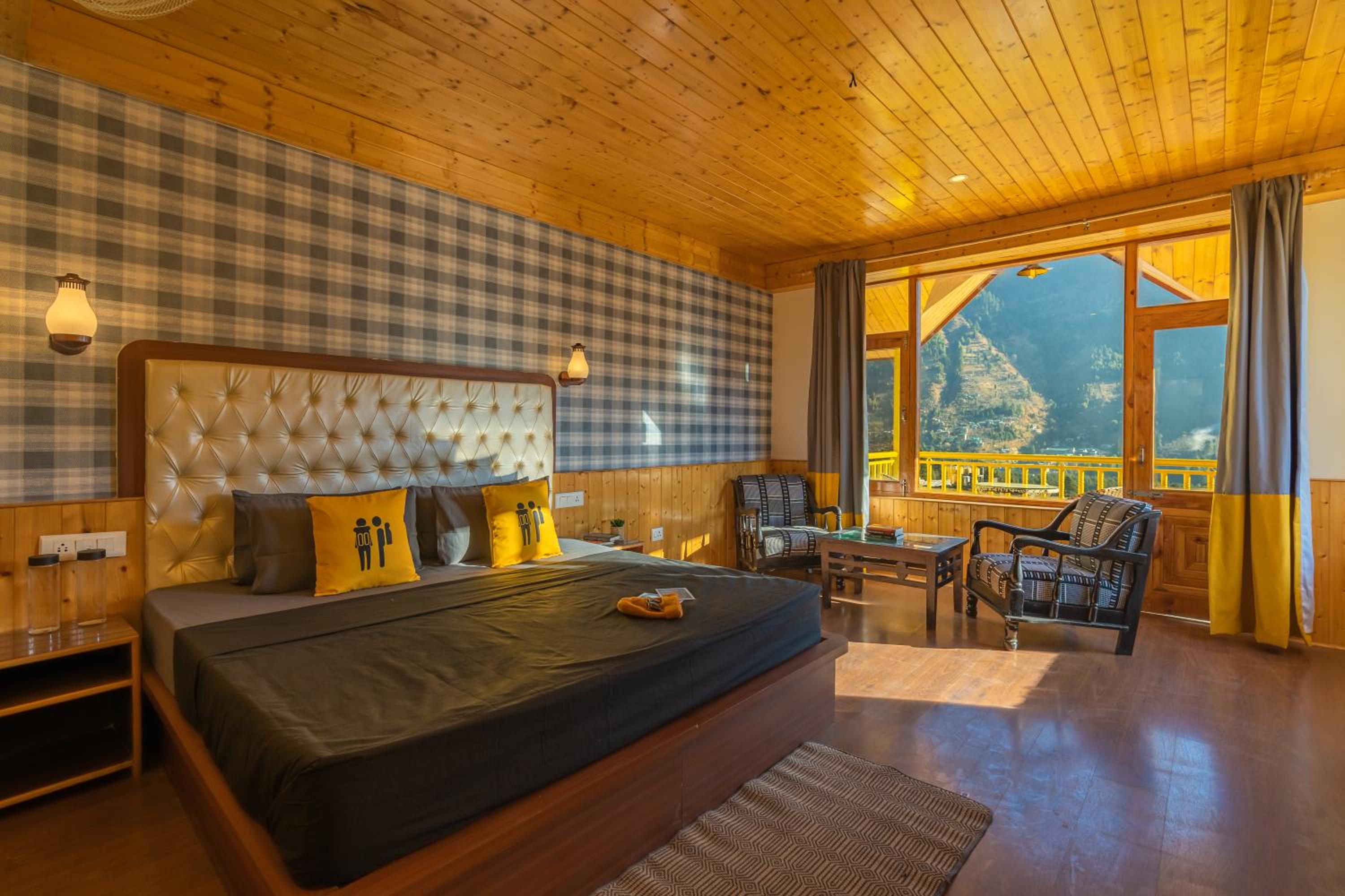 The Hosteller Manali, Old Manali