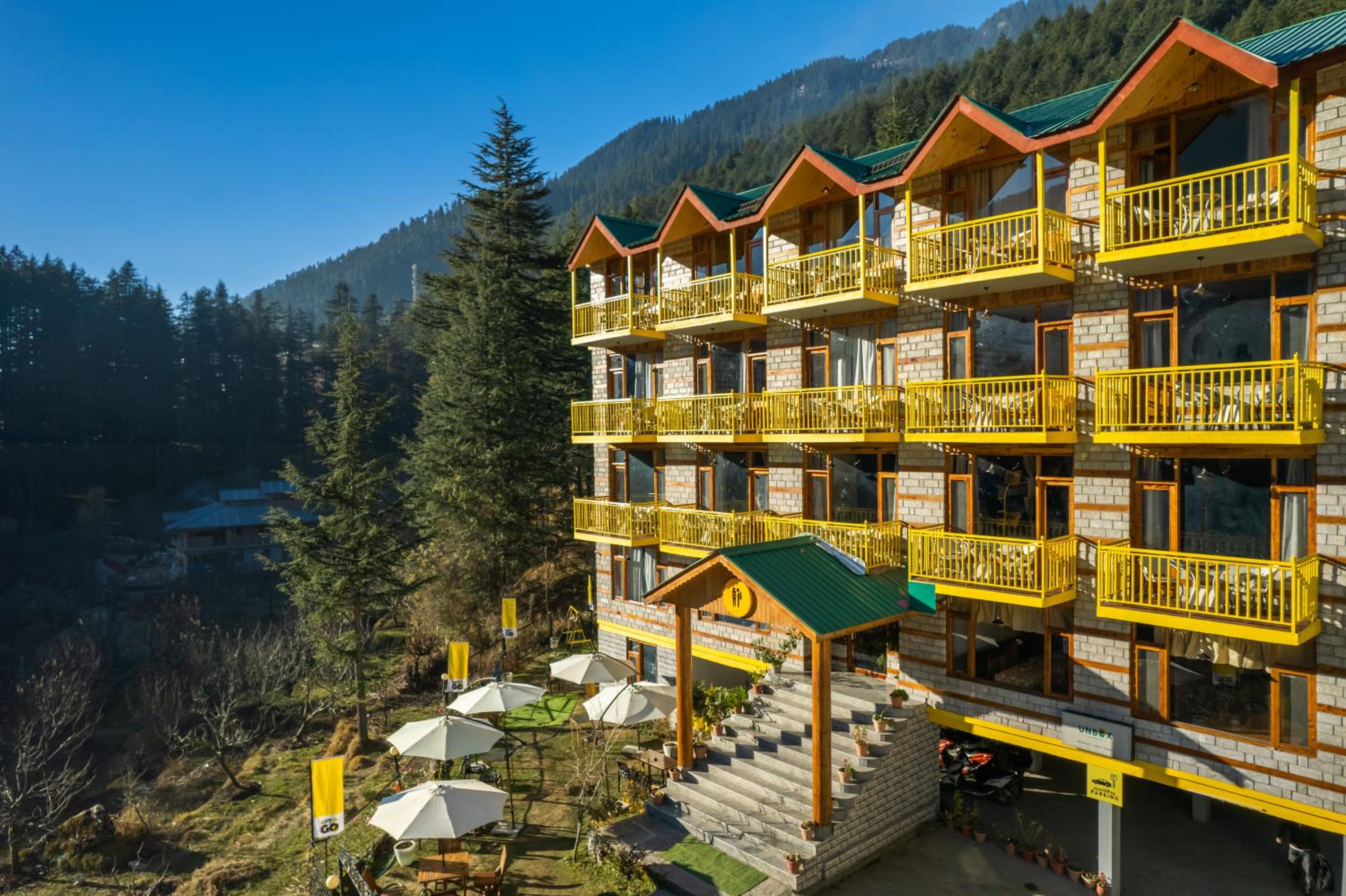 The Hosteller Manali, Old Manali