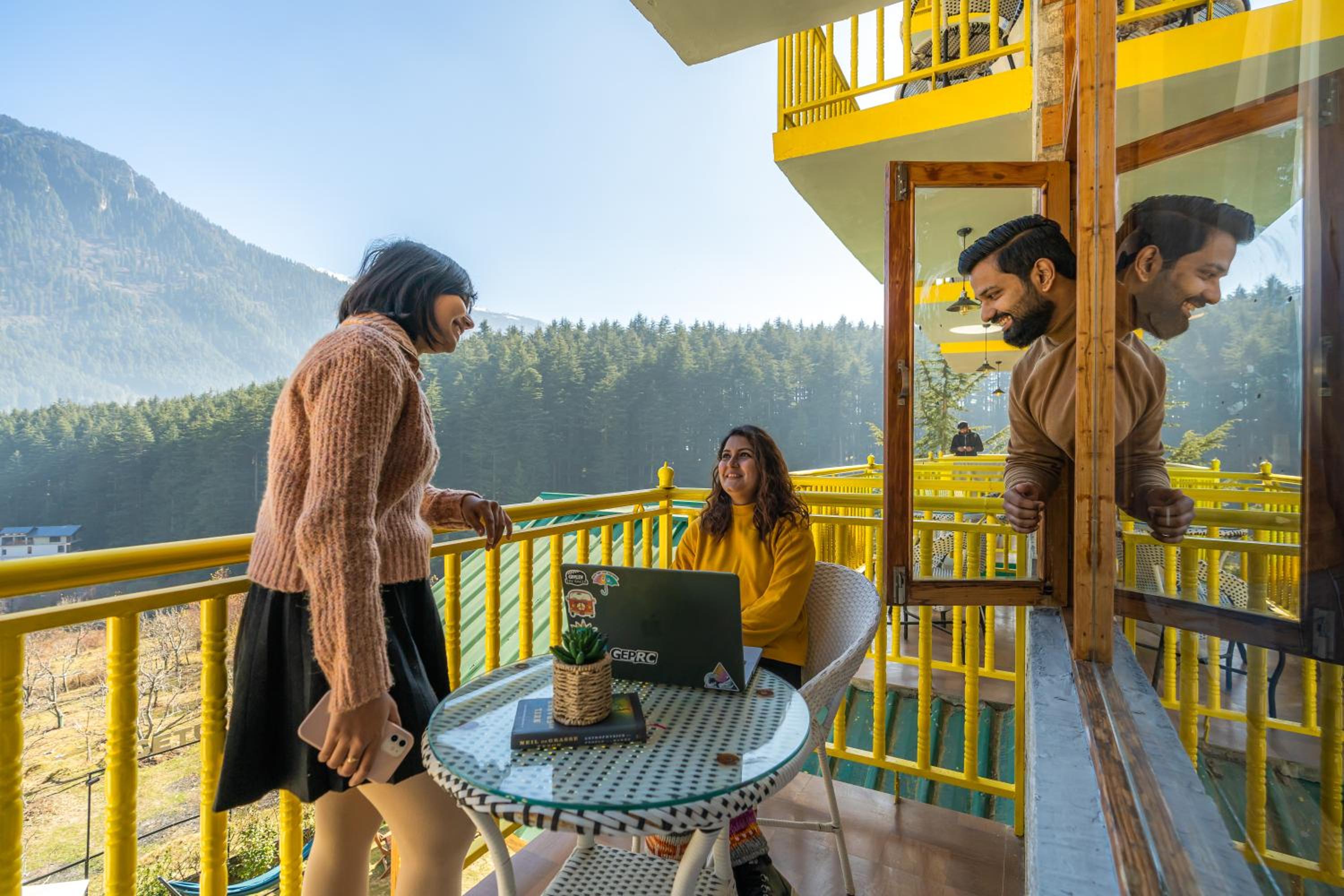 The Hosteller Manali, Old Manali