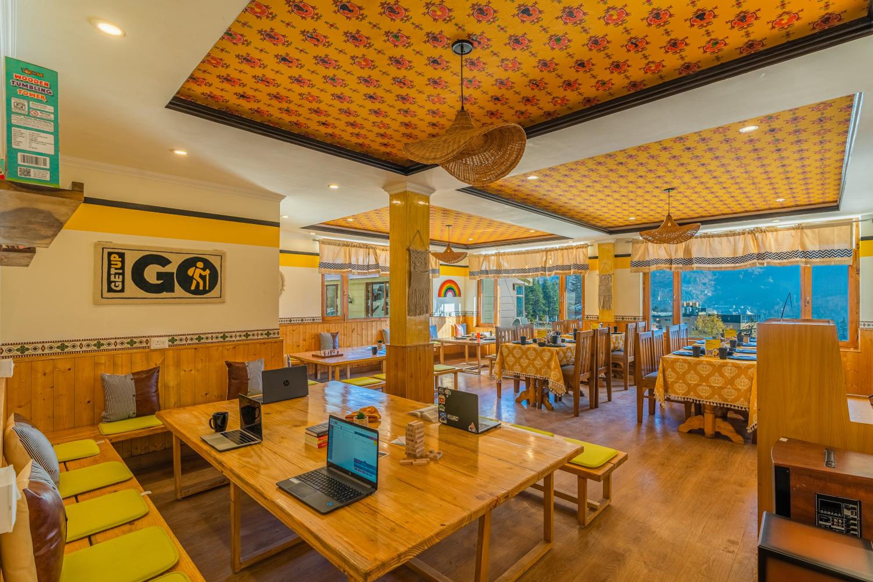 The Hosteller Manali, Old Manali
