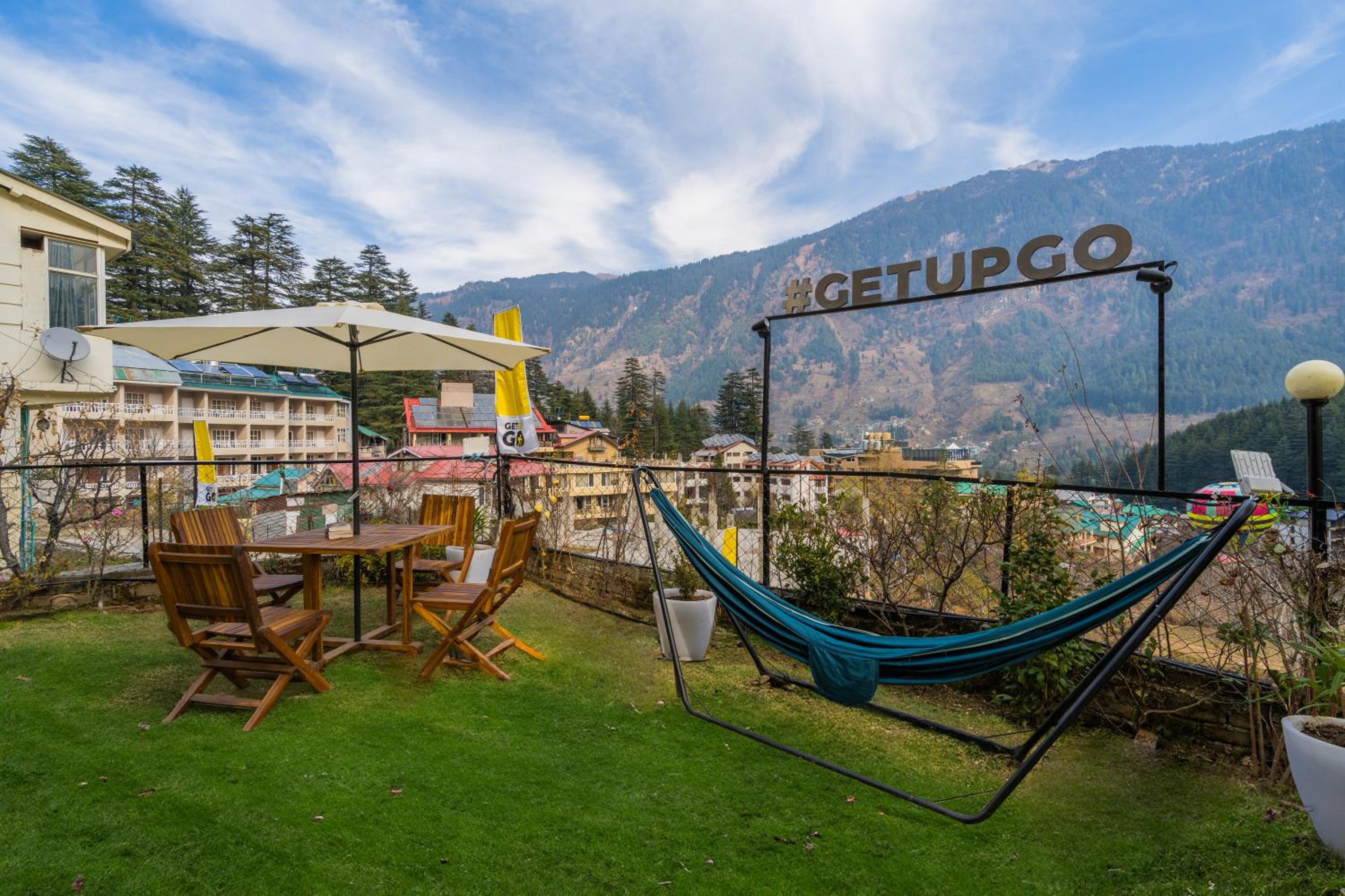 The Hosteller Manali, Old Manali