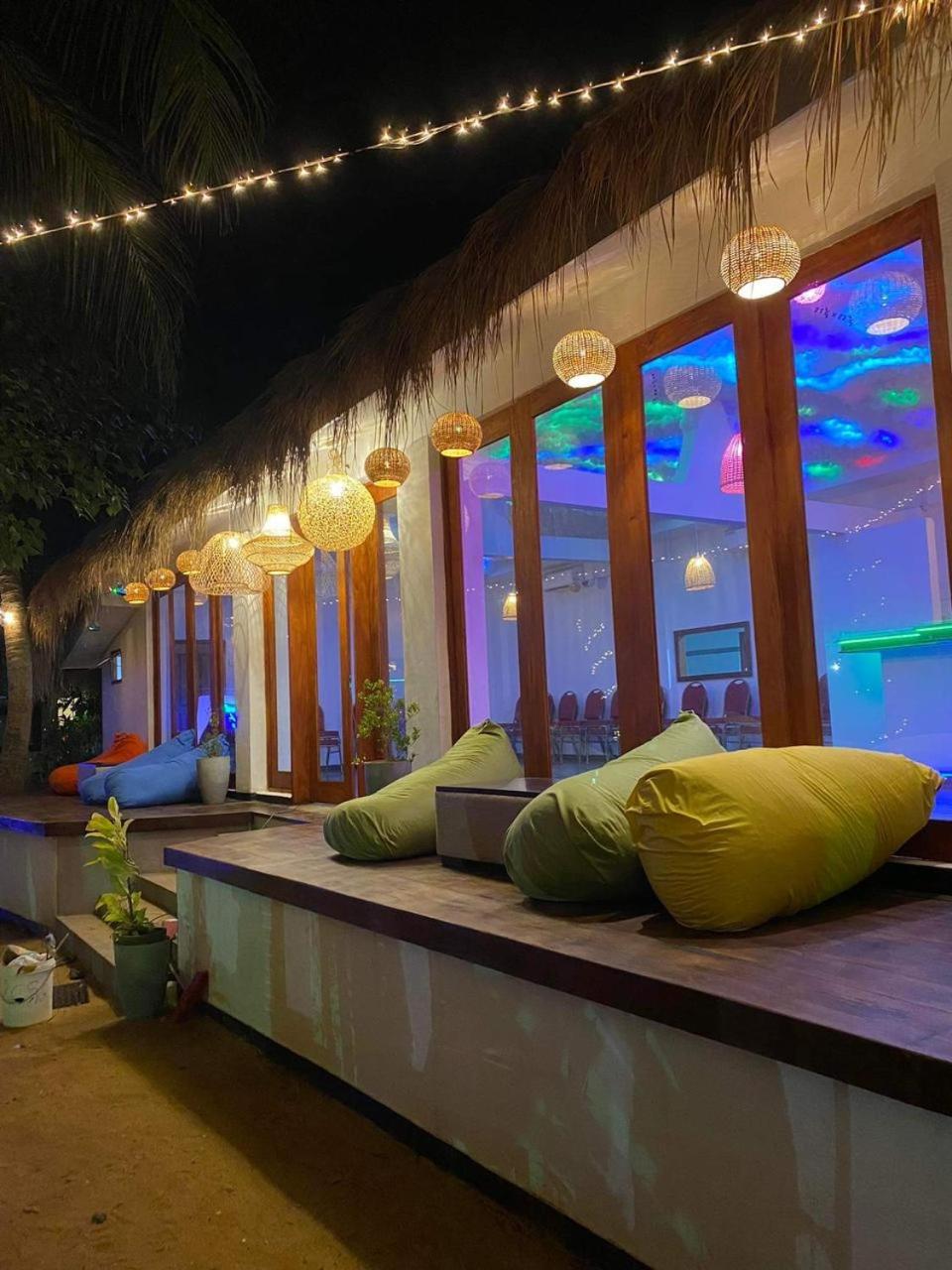Sri Lanka Beach House Hotel and SPA