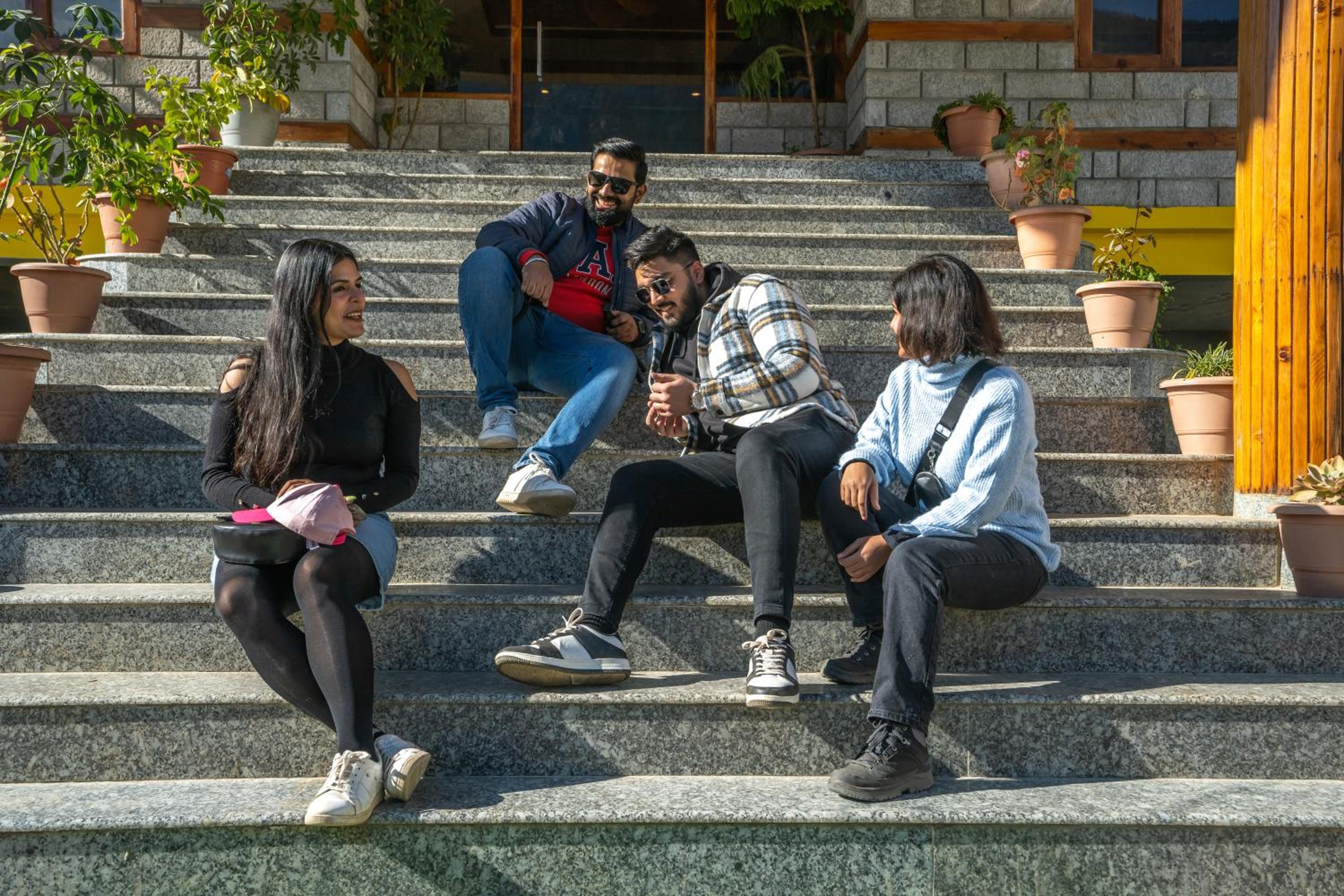 The Hosteller Manali, Old Manali