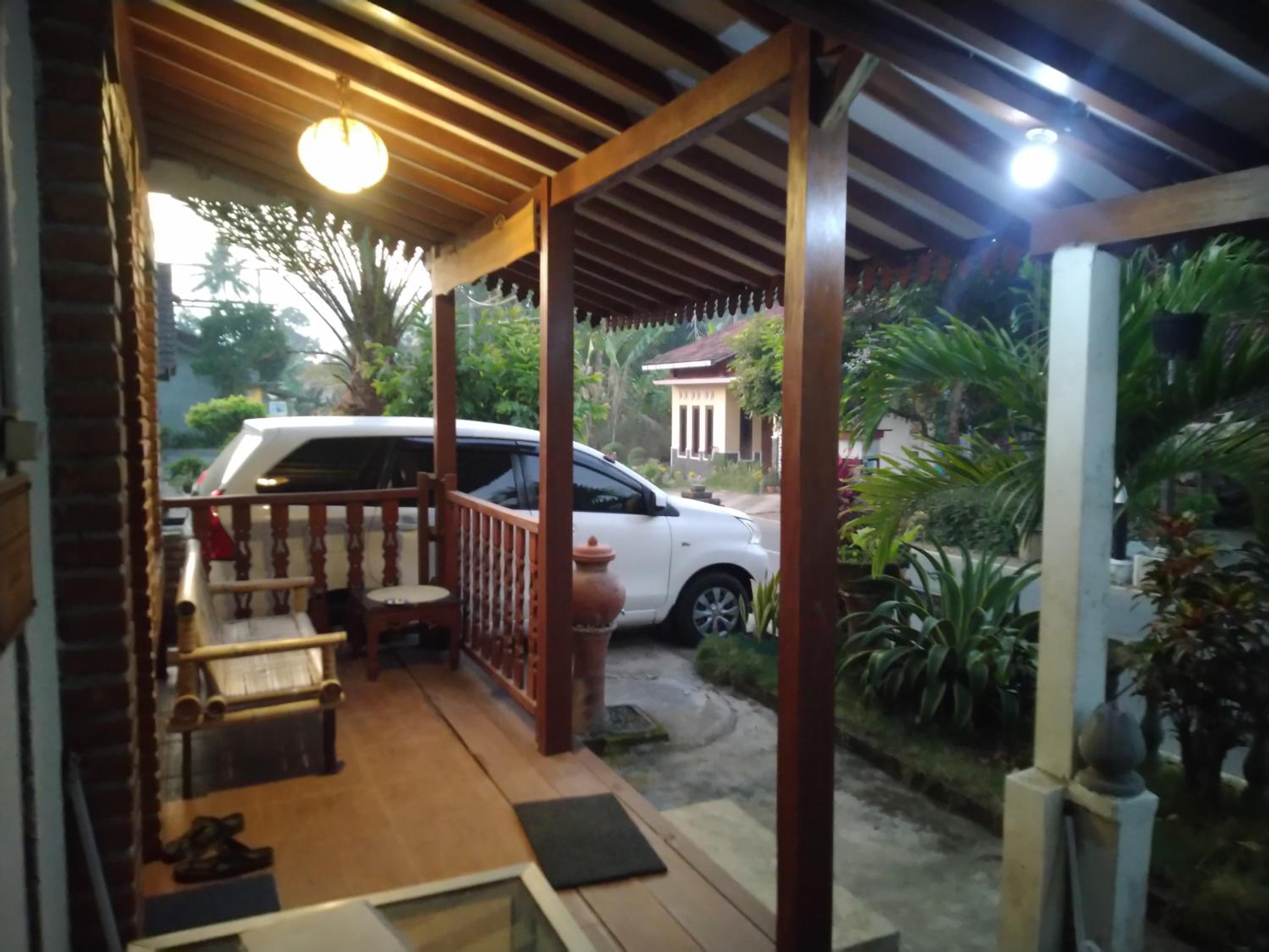Photo 6