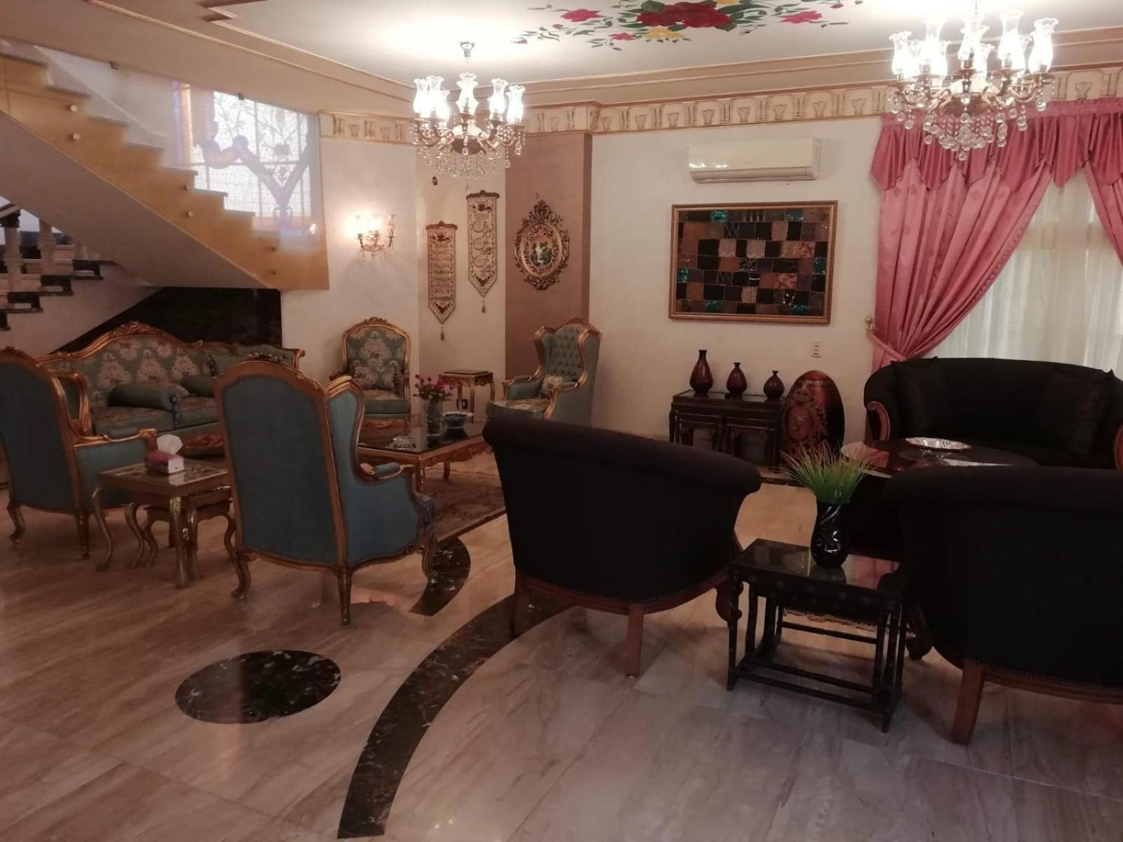 Cheerful standalone villa with pool and waterfall