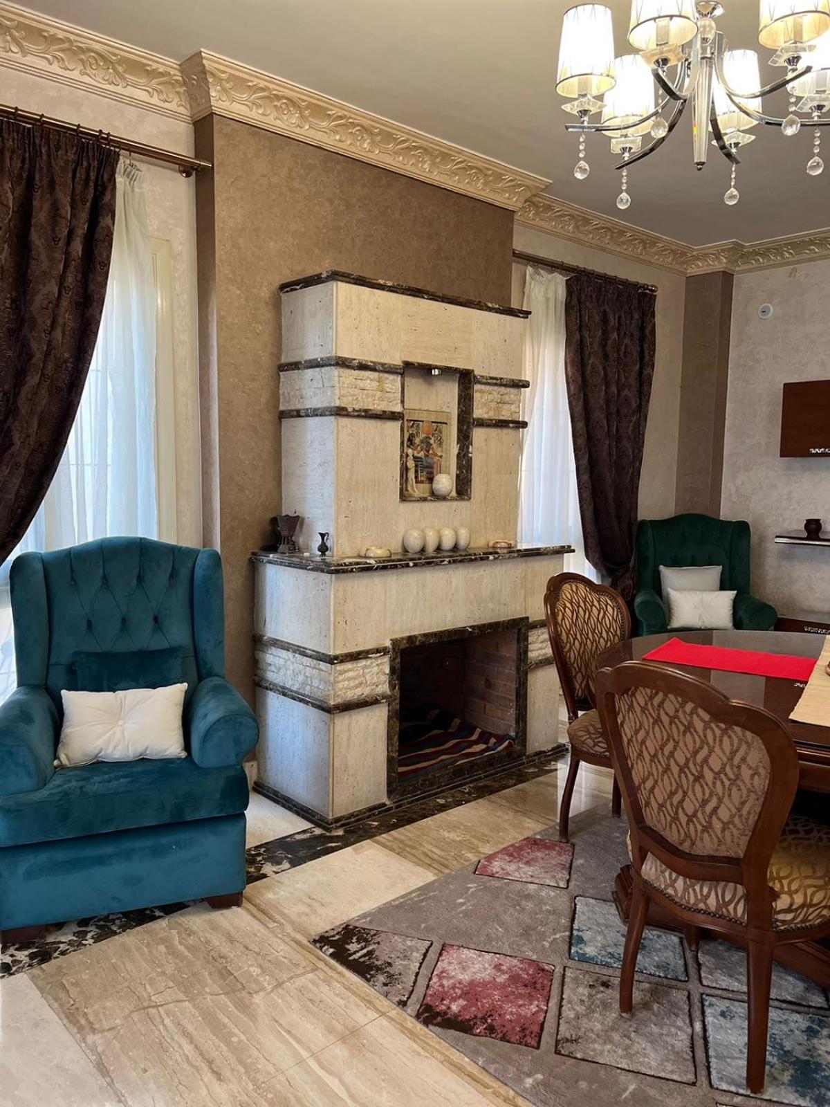 Cheerful standalone villa with pool and waterfall