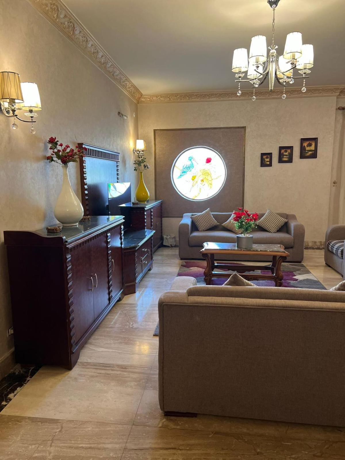 Cheerful standalone villa with pool and waterfall