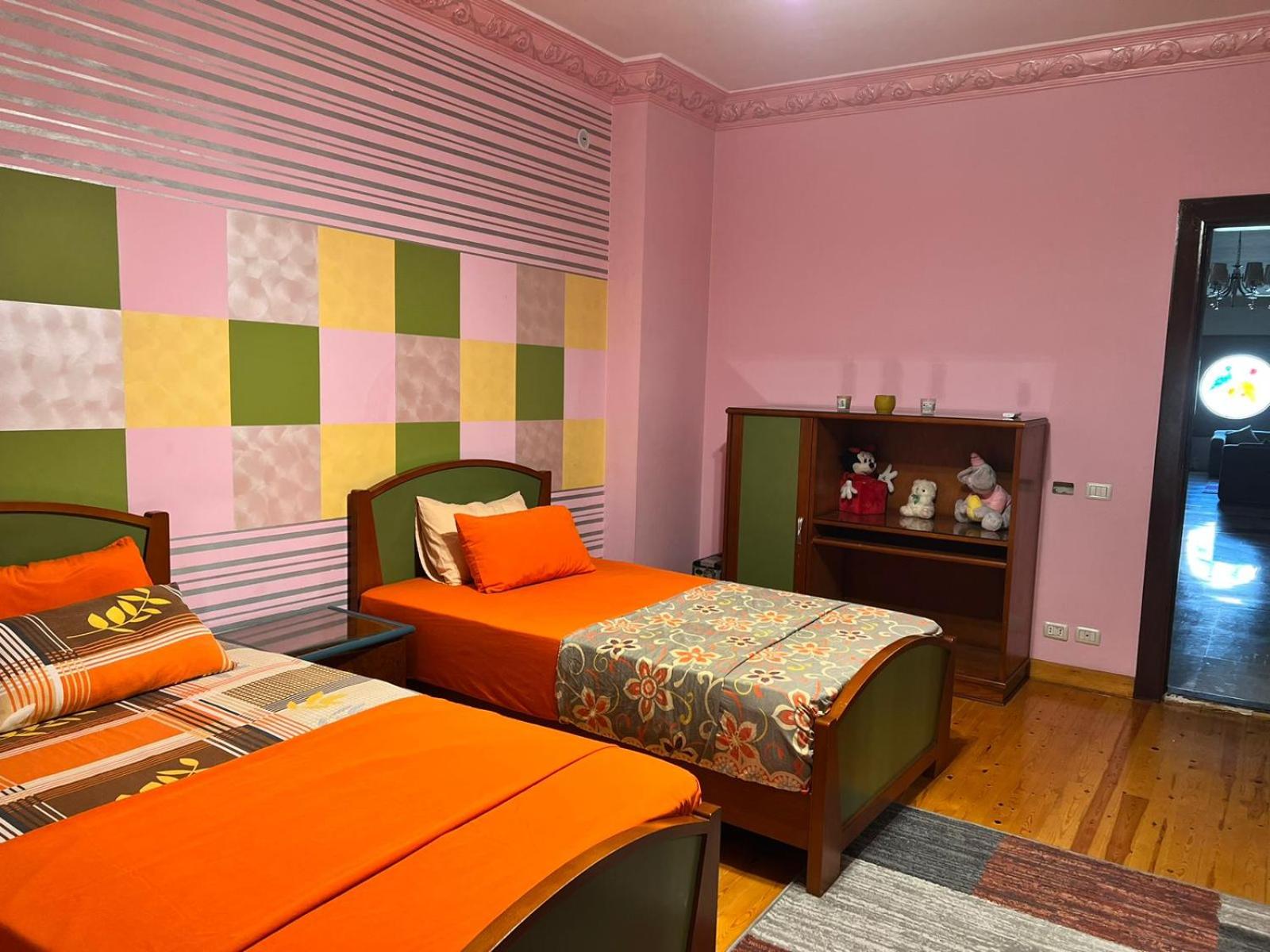 Cheerful standalone villa with pool and waterfall