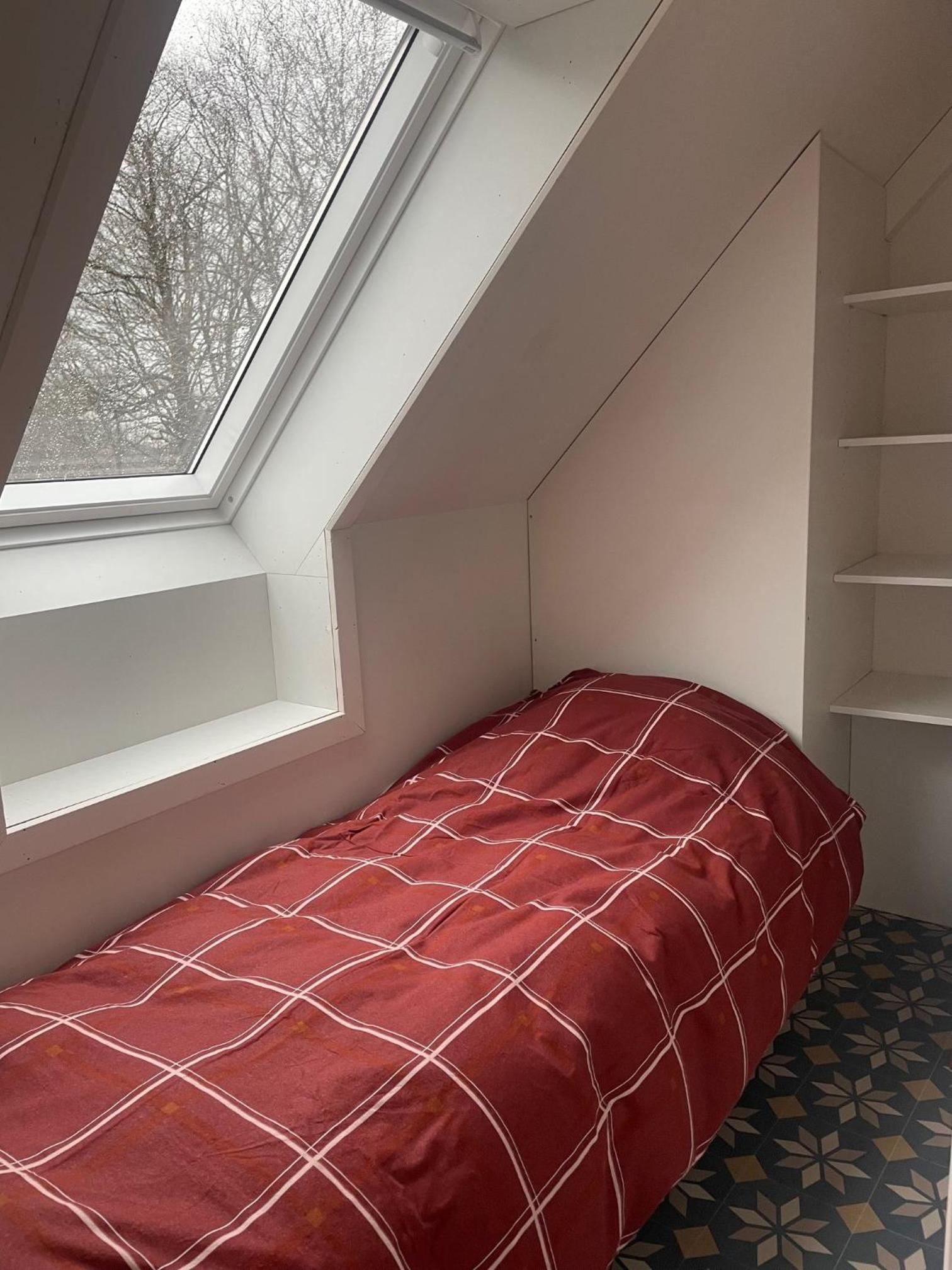 Ahwell Guesthouse Gent 5 BR long term