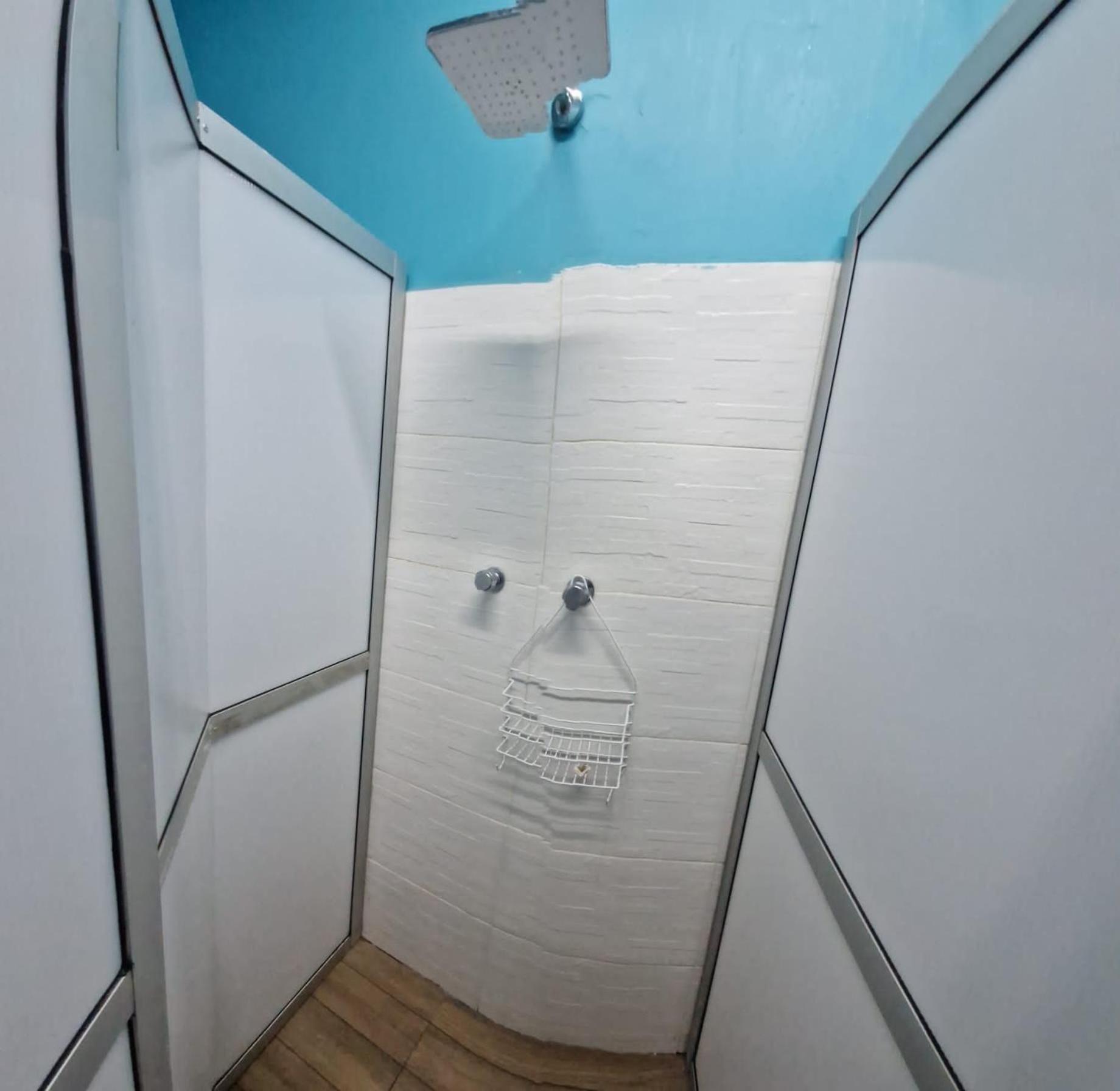 SAINT PETER'S LLAMA HOSTAL