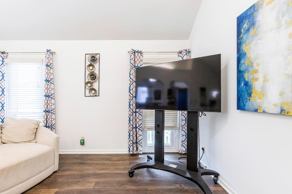 SmartHome-Omaha Homestay Rooms