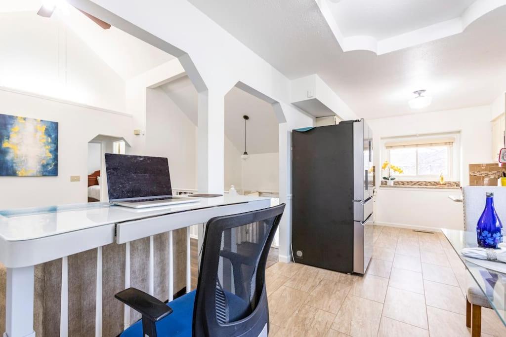 SmartHome-Omaha Homestay Rooms