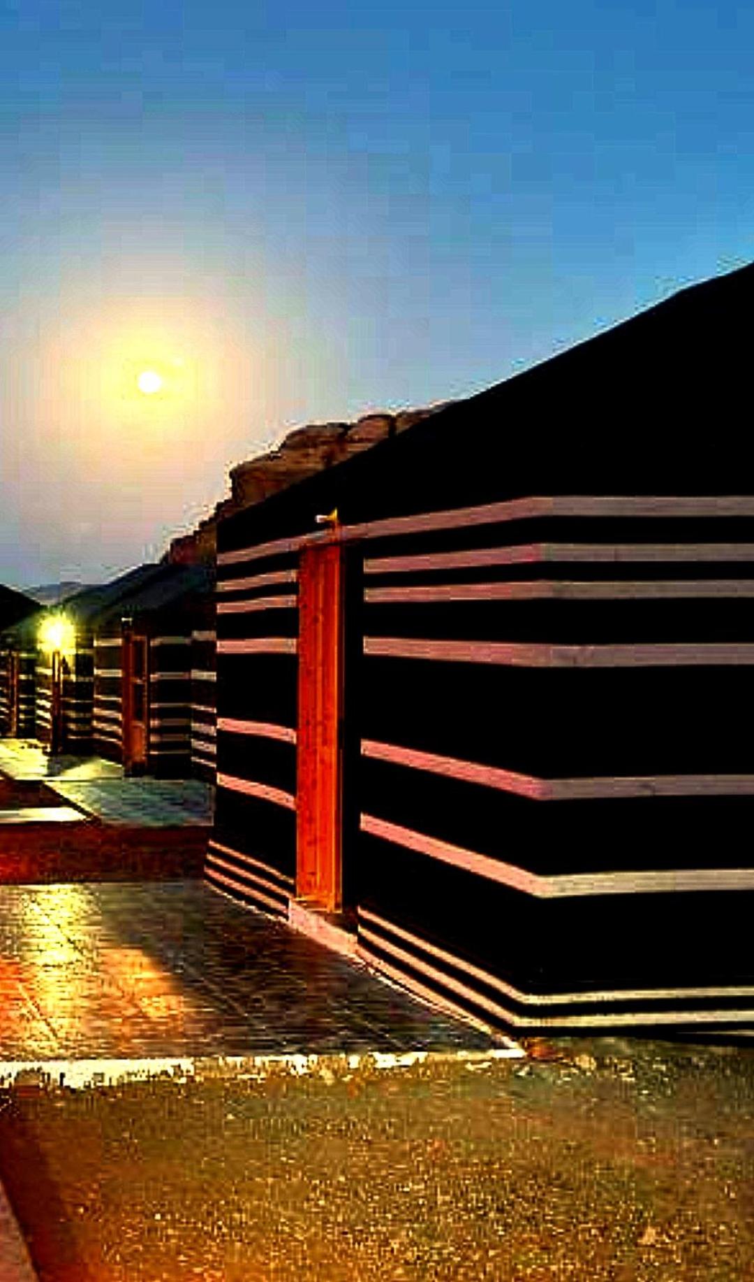 Martina Rum Luxury Camp view 3