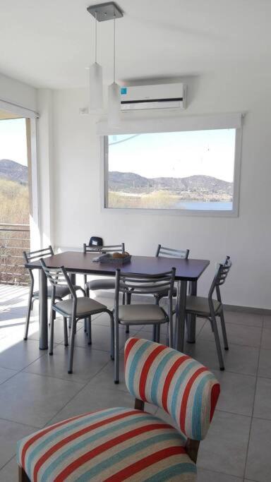 Departamento con vista al lago