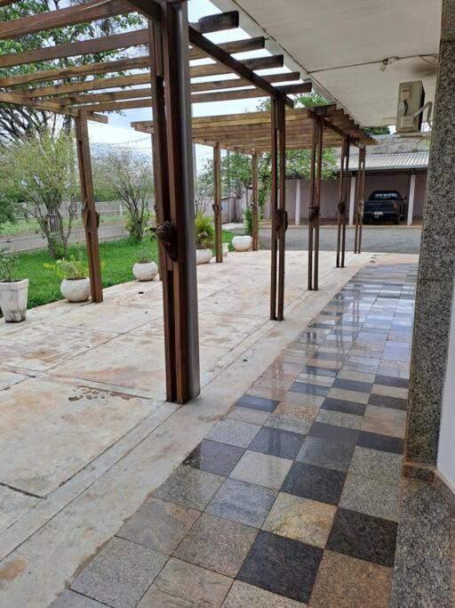 Pandolfo Locações - Casa Foz 01