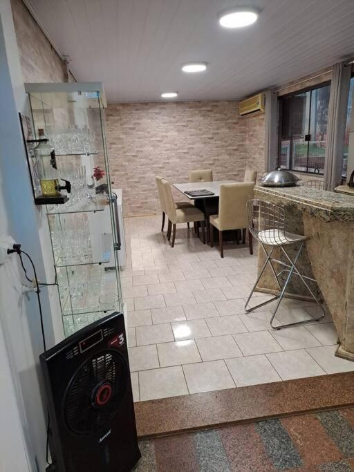 Pandolfo Locações - Casa Foz 01