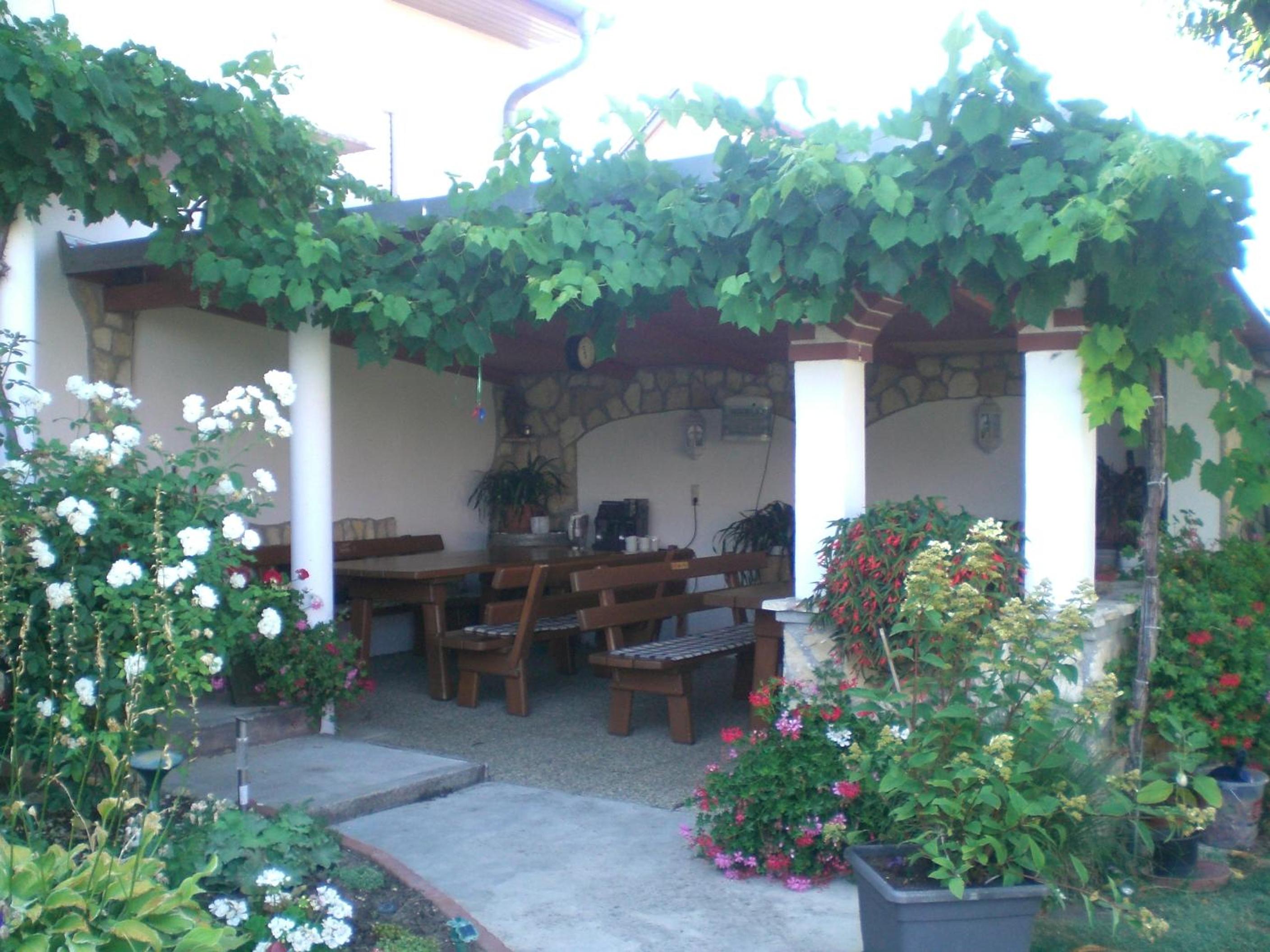 Photo 71