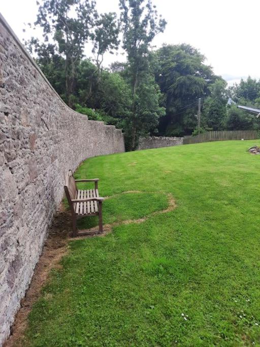 Cushendall Cottage, Moneyvart