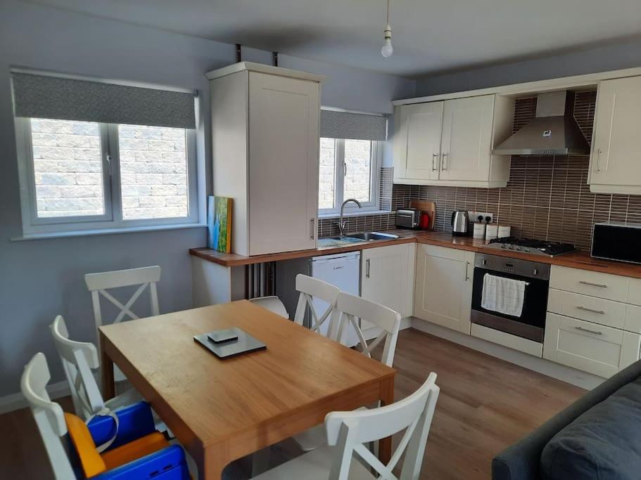 Cushendall Cottage, Moneyvart