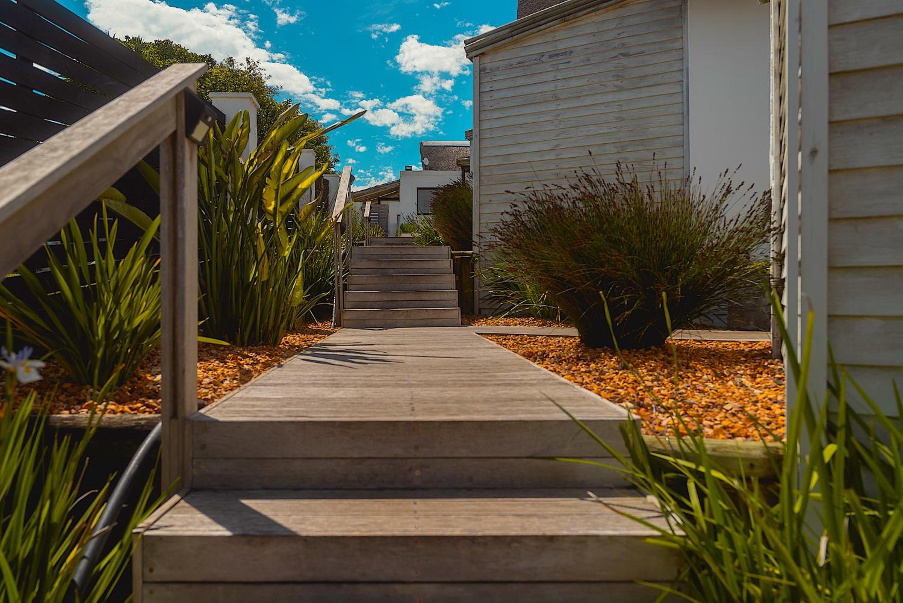 CANAL GUEST HOUSE - Waterfront Boutique B&B