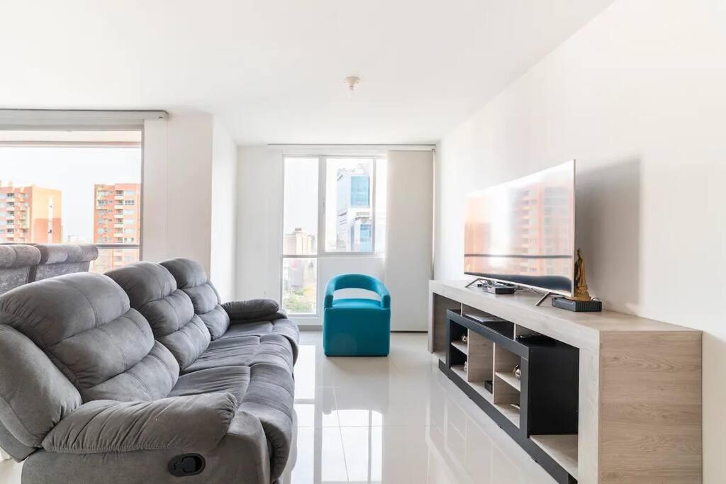 Apartamento familiar de lujo mall plaza buenavista