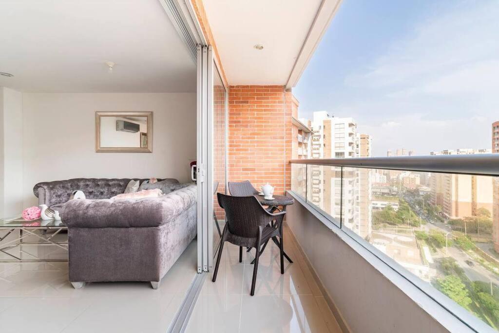 Apartamento familiar de lujo mall plaza buenavista
