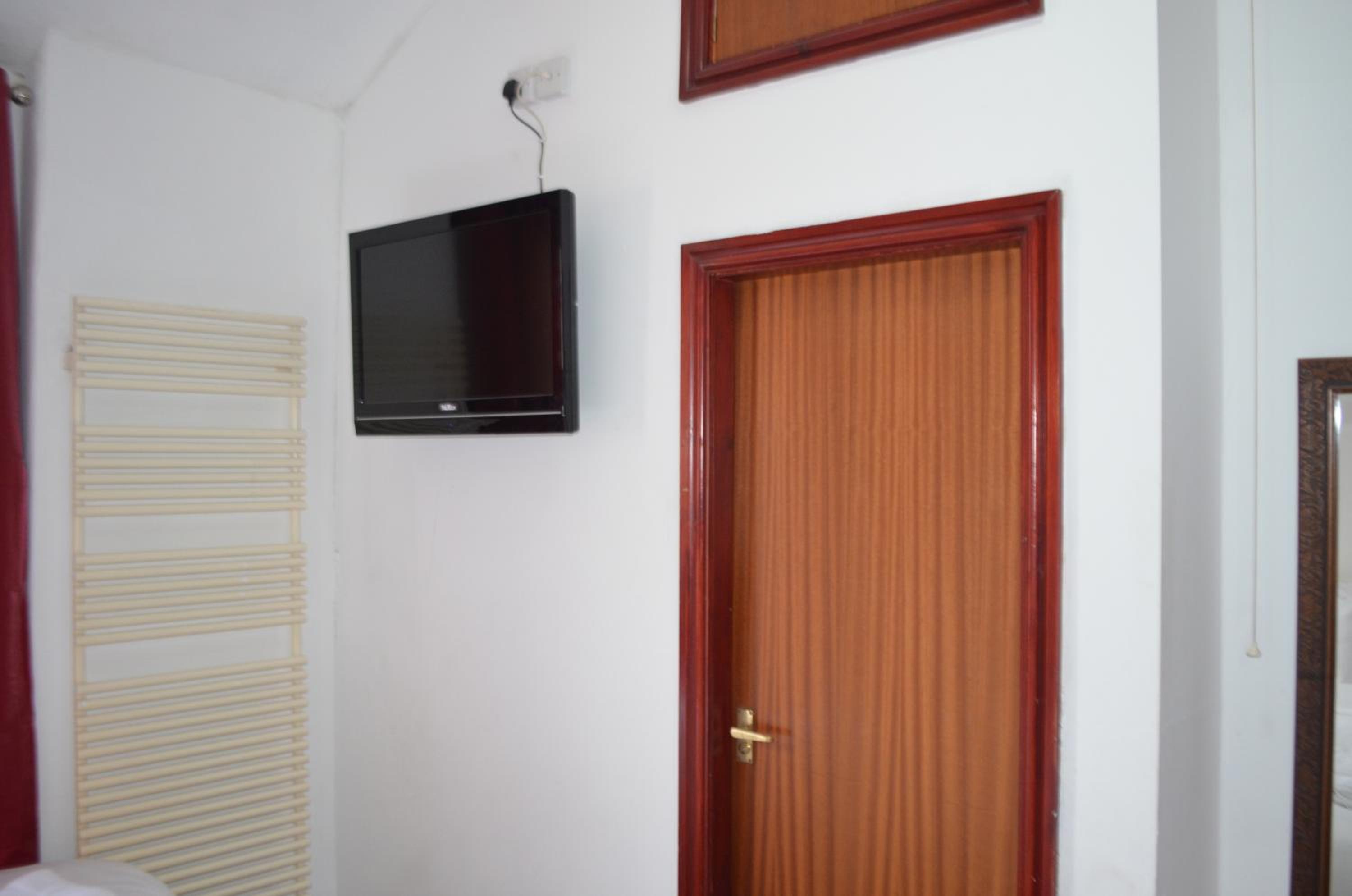 Photo 24