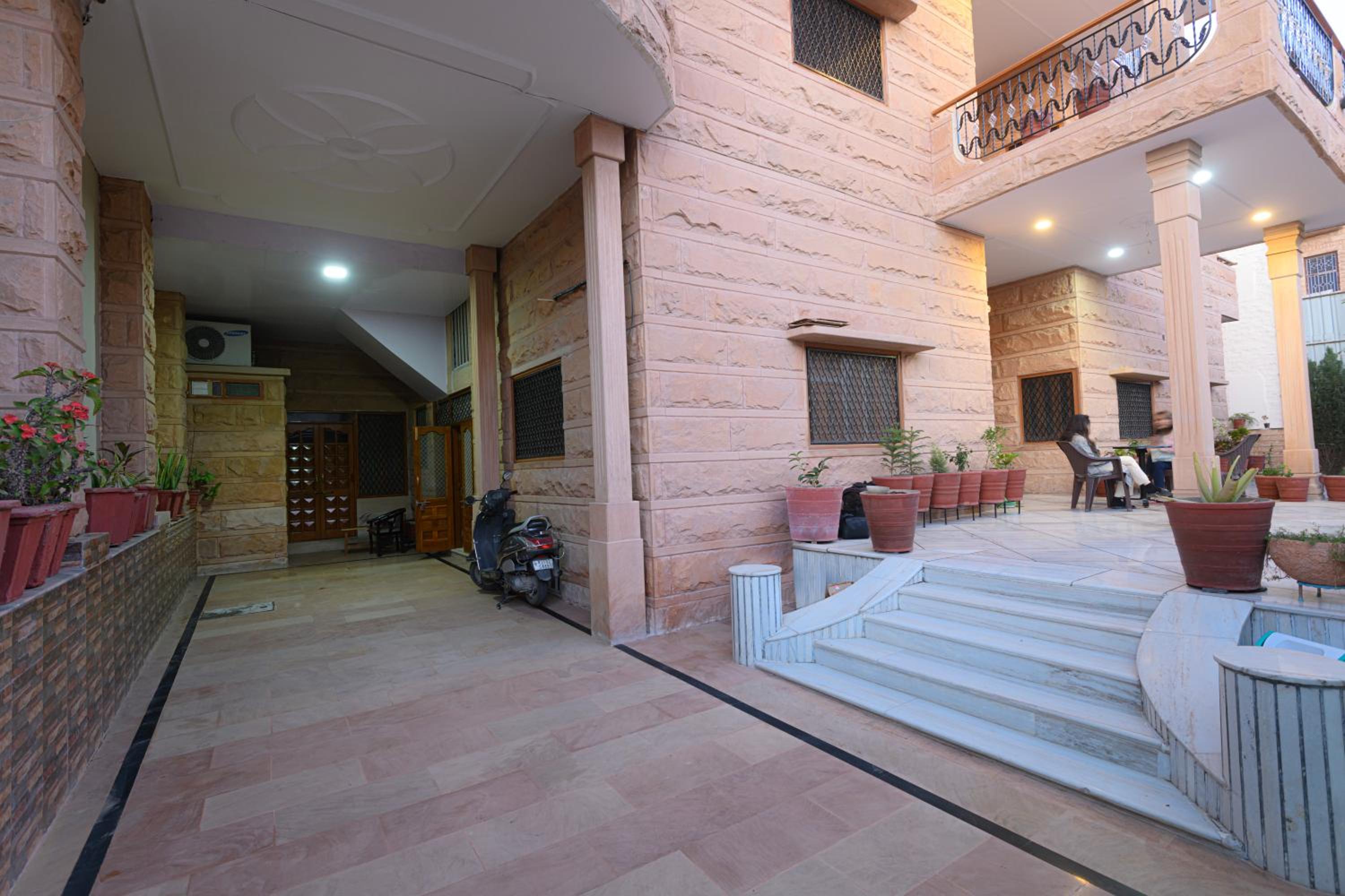 Sudarshan Homestay