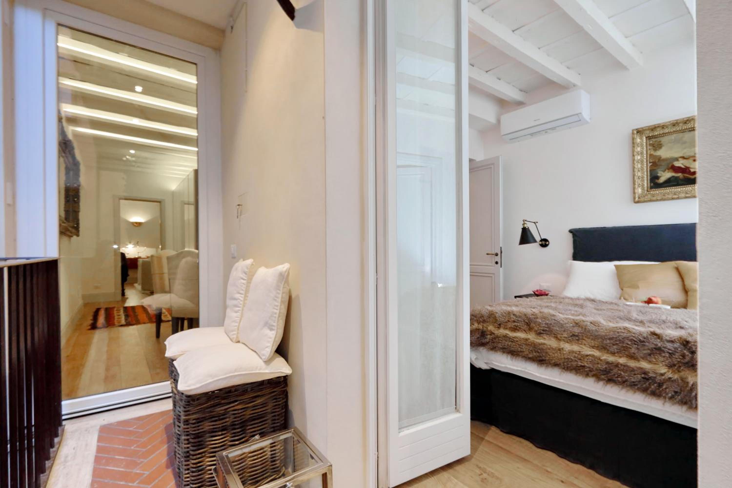 Luxury Charme between Pantheon and Spanish Steps