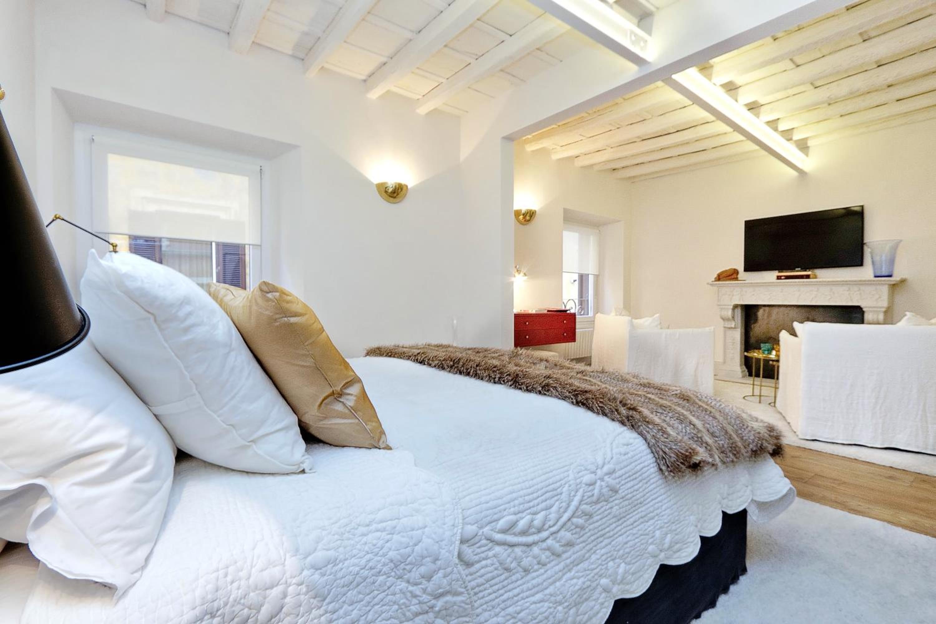 Luxury Charme between Pantheon and Spanish Steps