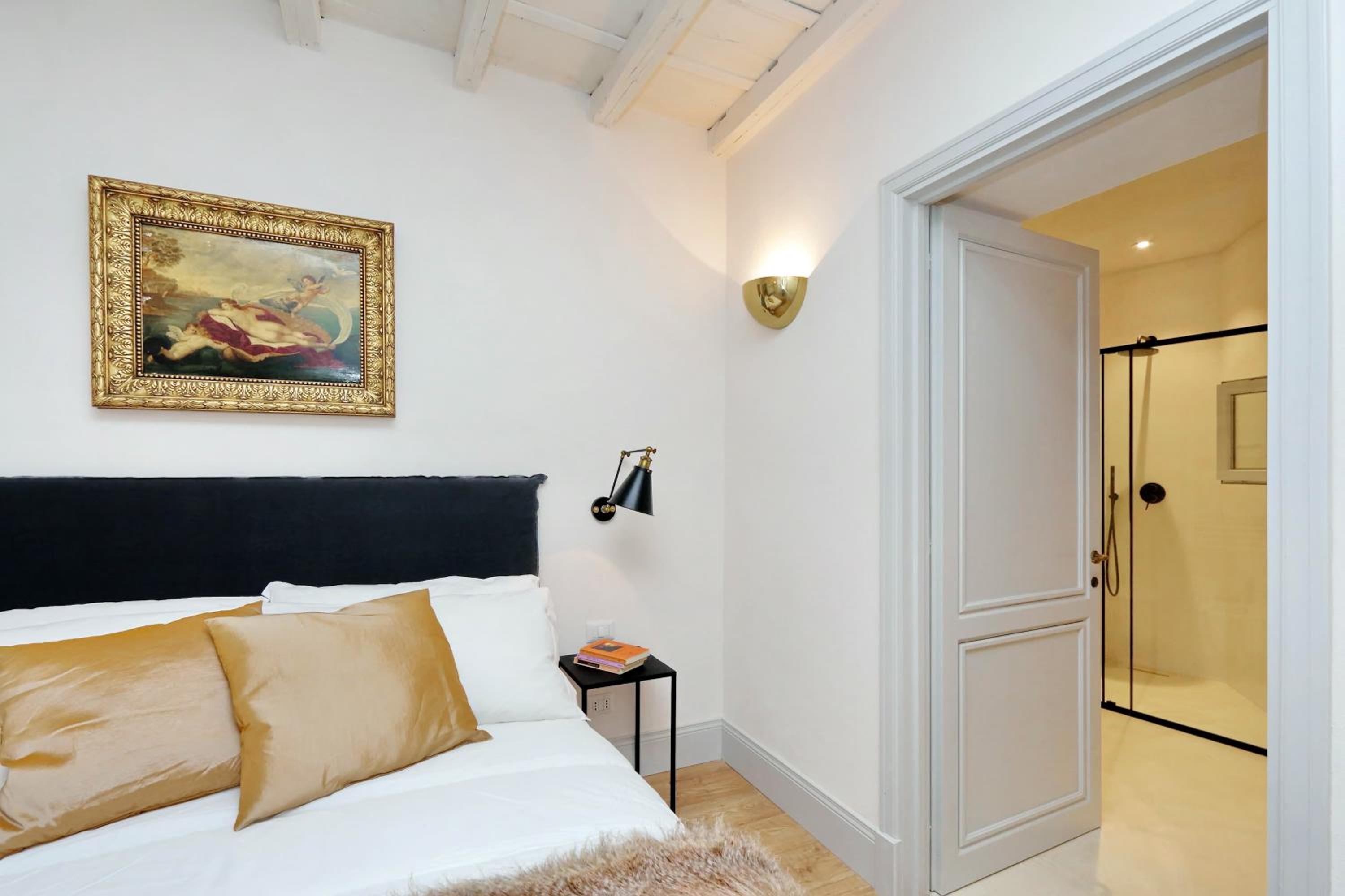 Luxury Charme between Pantheon and Spanish Steps