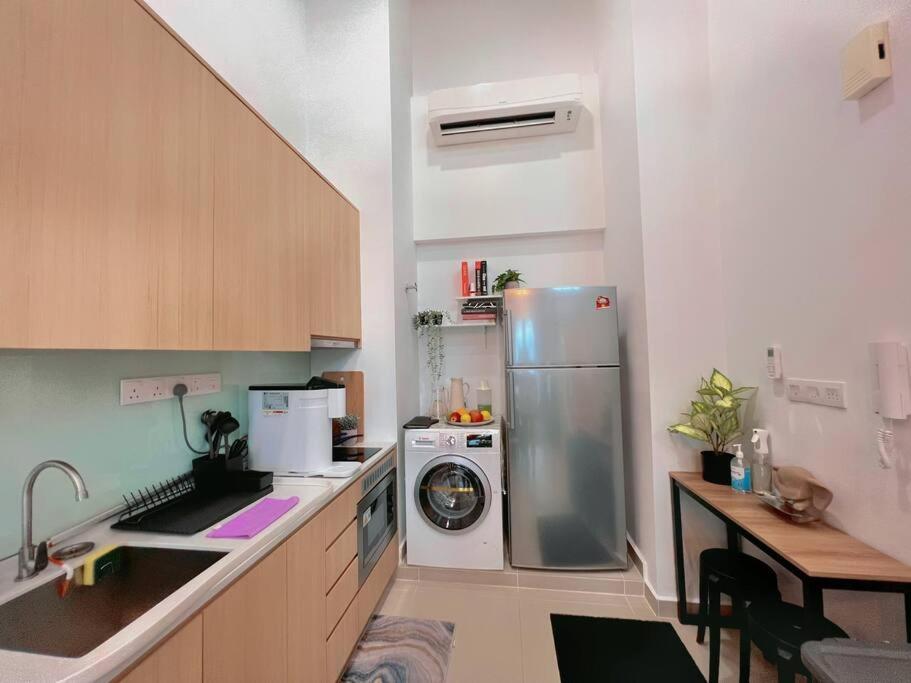 2BR, 7PX The Colony@Near Quill CityMall & Monorail