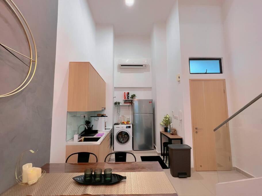2BR, 7PX The Colony@Near Quill CityMall & Monorail