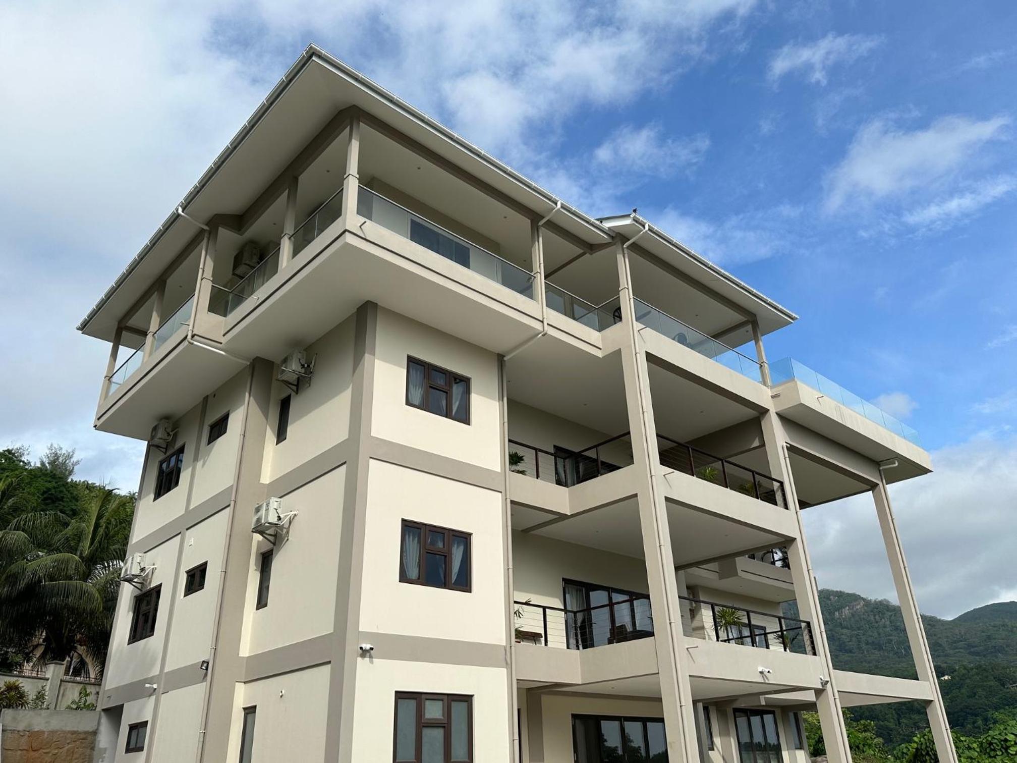 Aran Apartments