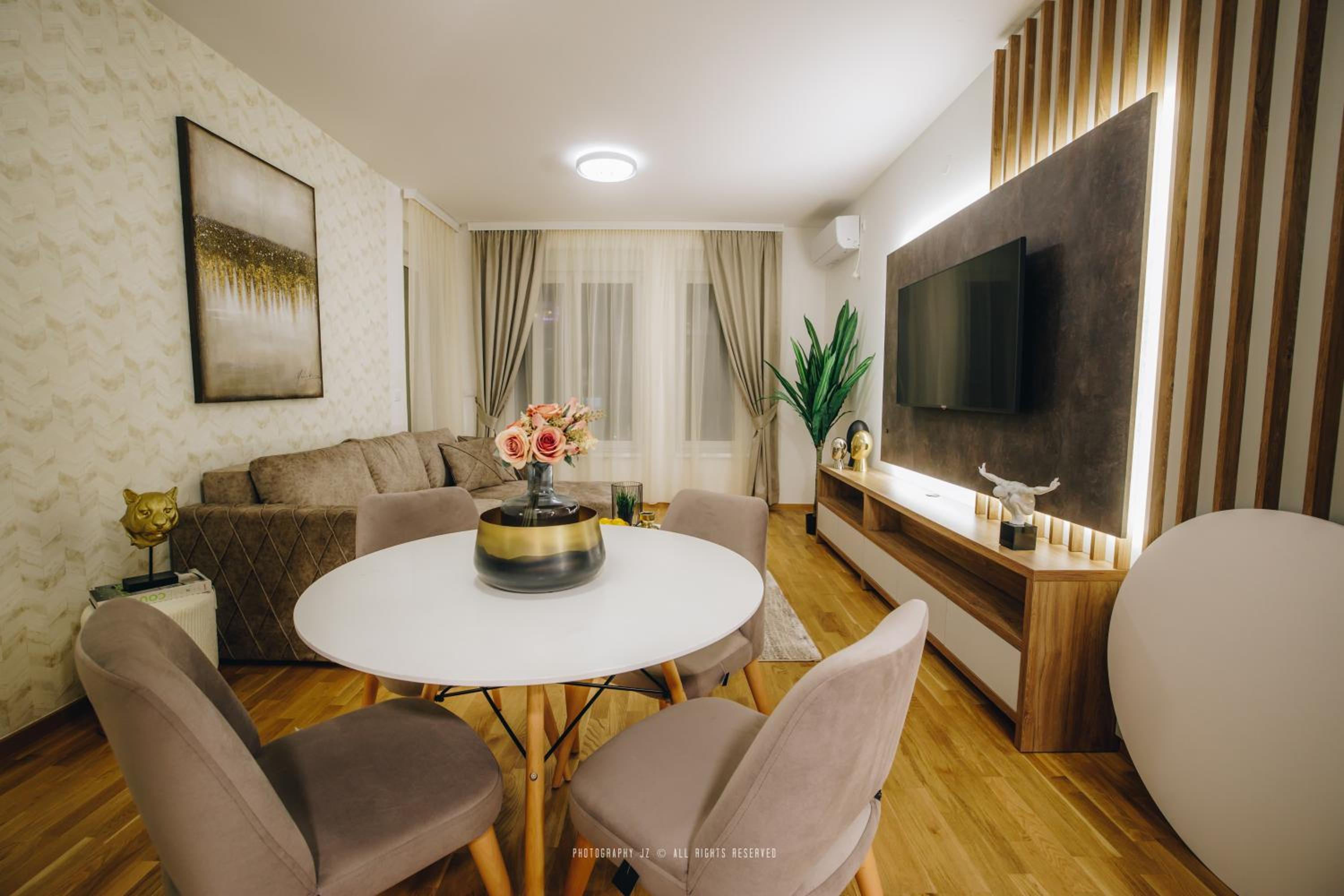 LUST PREMIUM Apartments II view 2