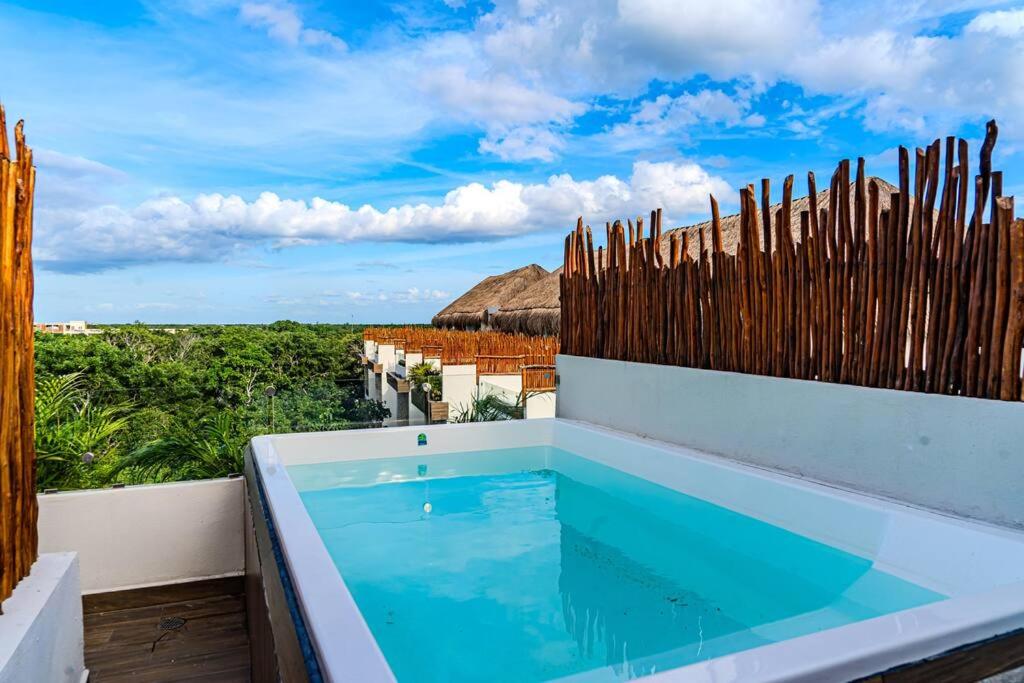 Private pool & bedroom paradise view 3